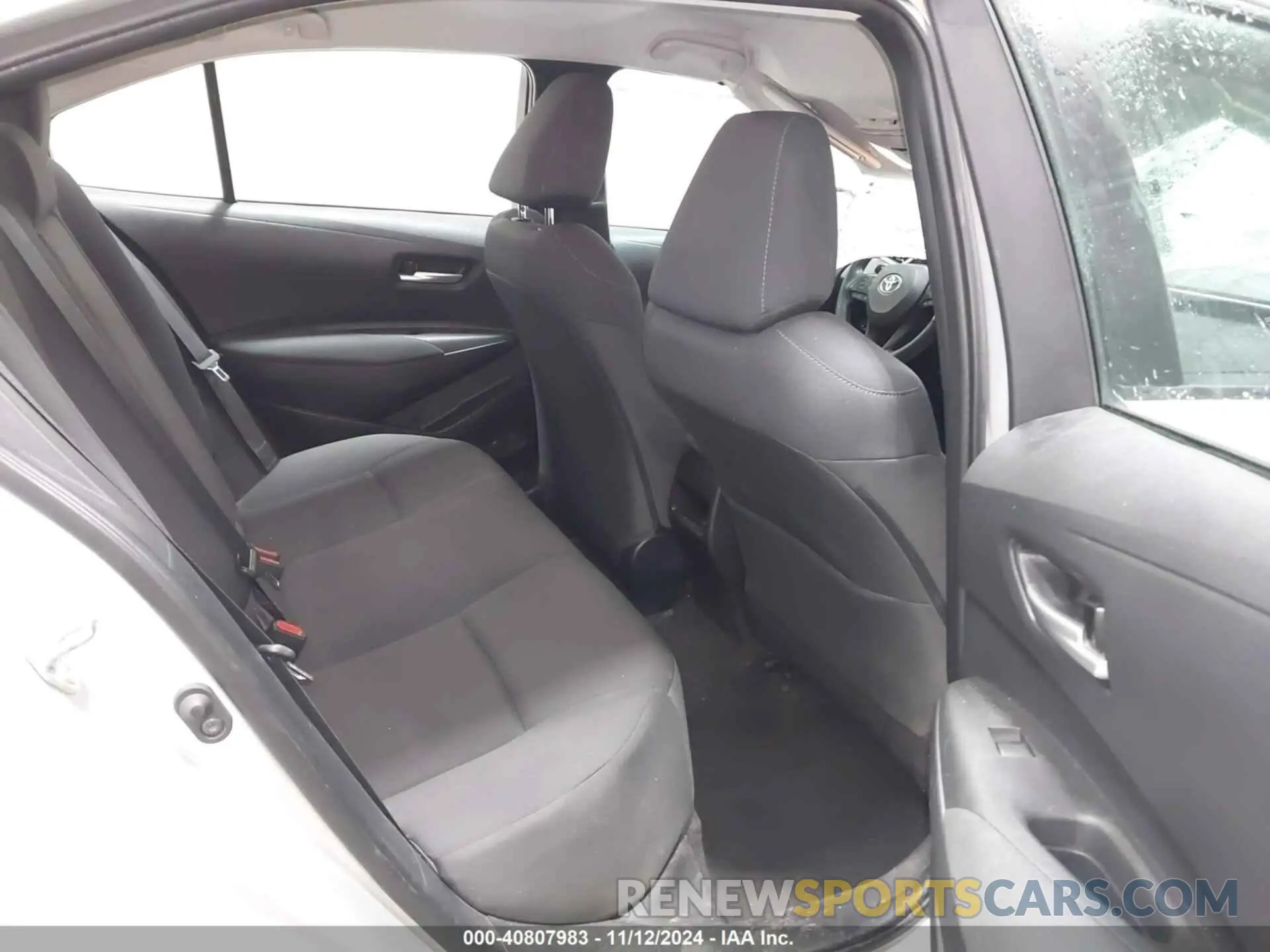 8 Photograph of a damaged car 5YFEPMAE9MP239268 TOYOTA COROLLA 2021