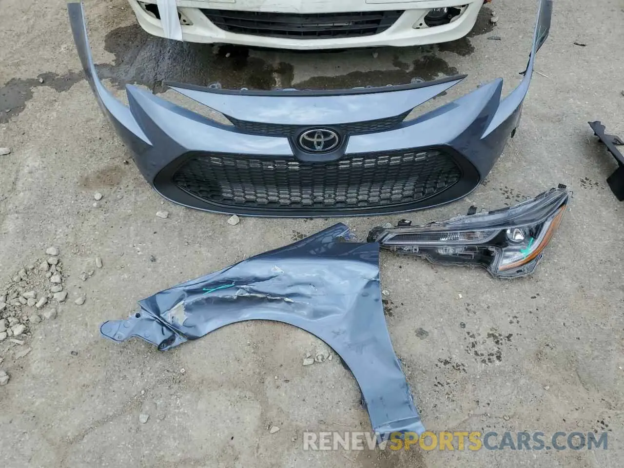12 Photograph of a damaged car 5YFEPMAE9MP249699 TOYOTA COROLLA 2021