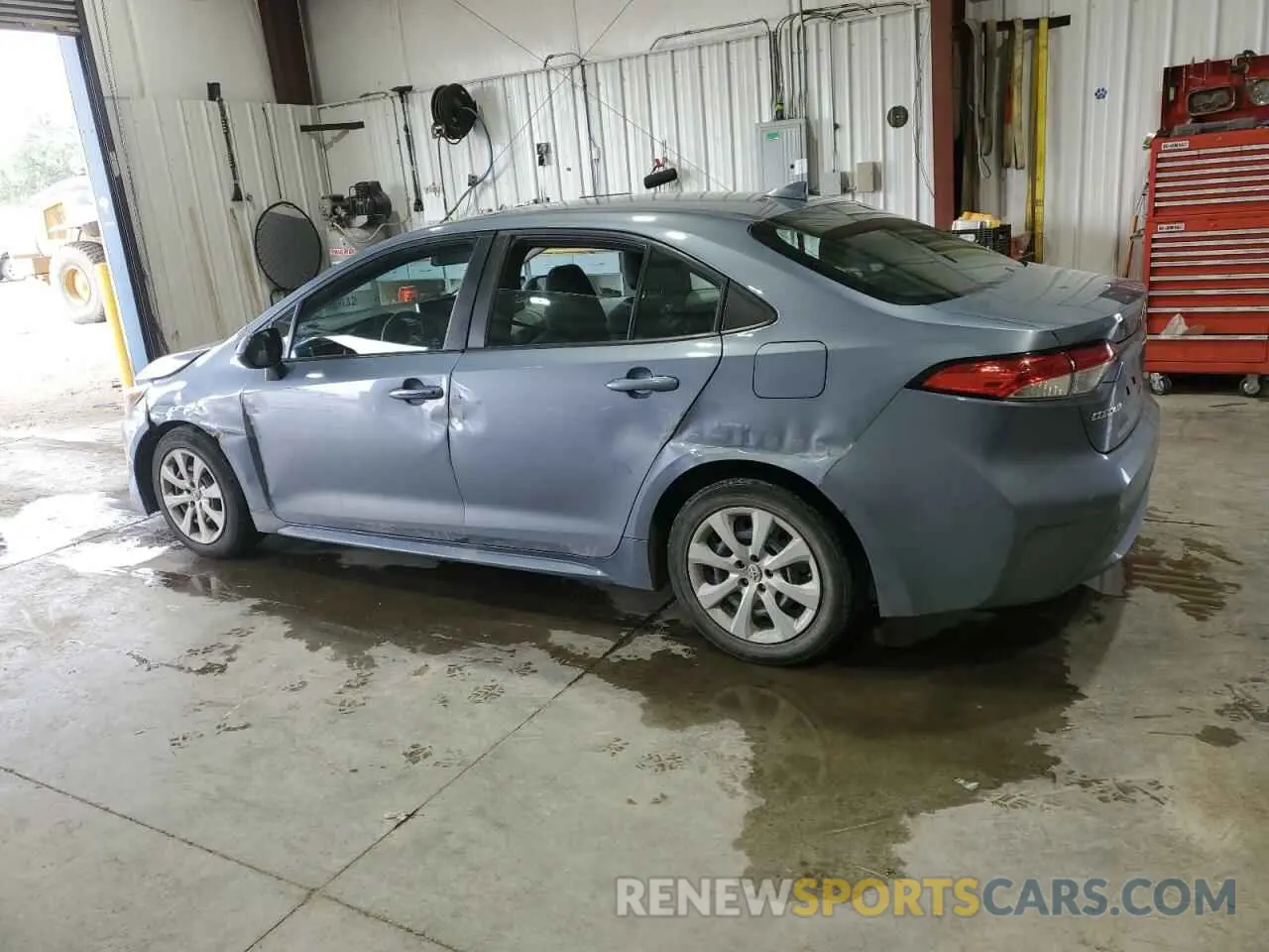 2 Photograph of a damaged car 5YFEPMAE9MP255938 TOYOTA COROLLA 2021