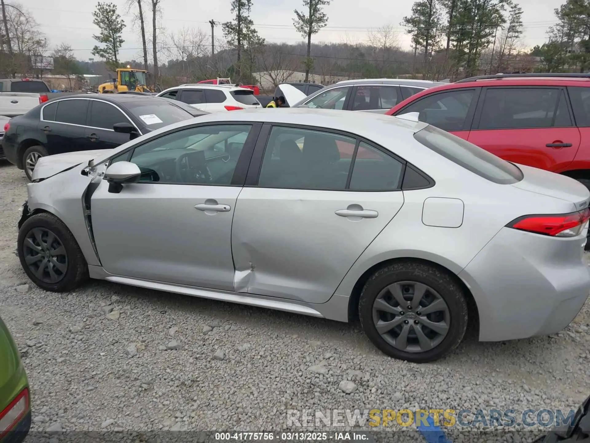 14 Photograph of a damaged car 5YFEPMAE9MP258421 TOYOTA COROLLA 2021