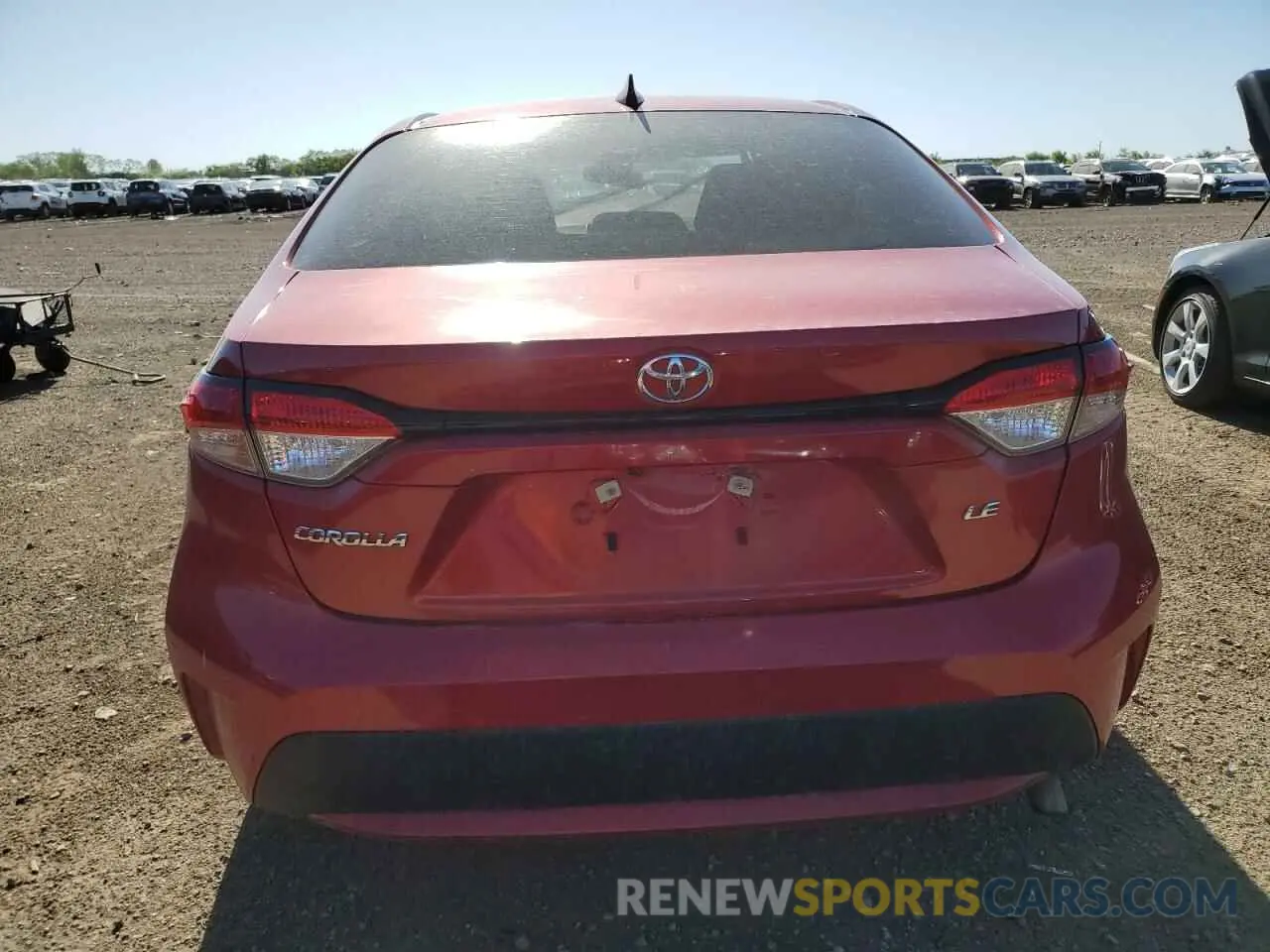 6 Photograph of a damaged car 5YFEPMAE9MP262601 TOYOTA COROLLA 2021