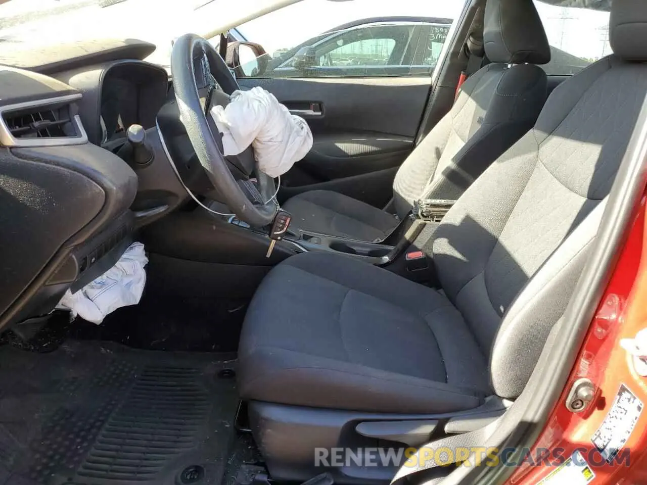 7 Photograph of a damaged car 5YFEPMAE9MP262601 TOYOTA COROLLA 2021