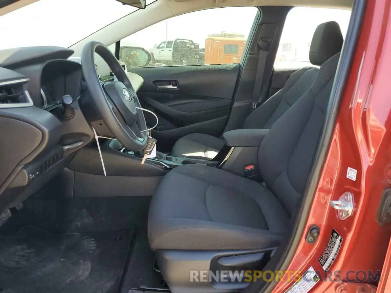 7 Photograph of a damaged car 5YFEPMAE9MP268706 TOYOTA COROLLA 2021