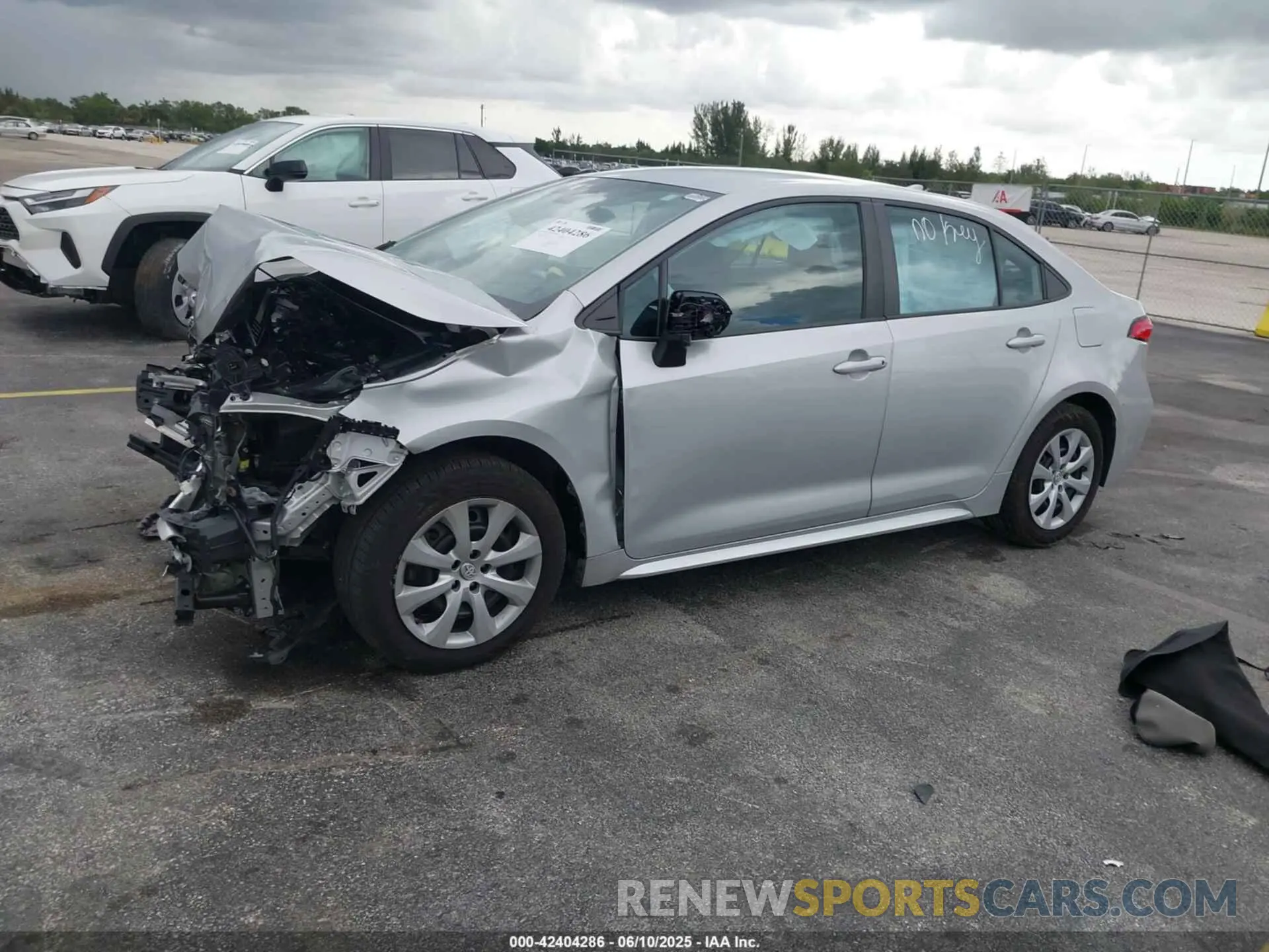 6 Photograph of a damaged car 5YFEPMAE9MP271234 TOYOTA COROLLA 2021