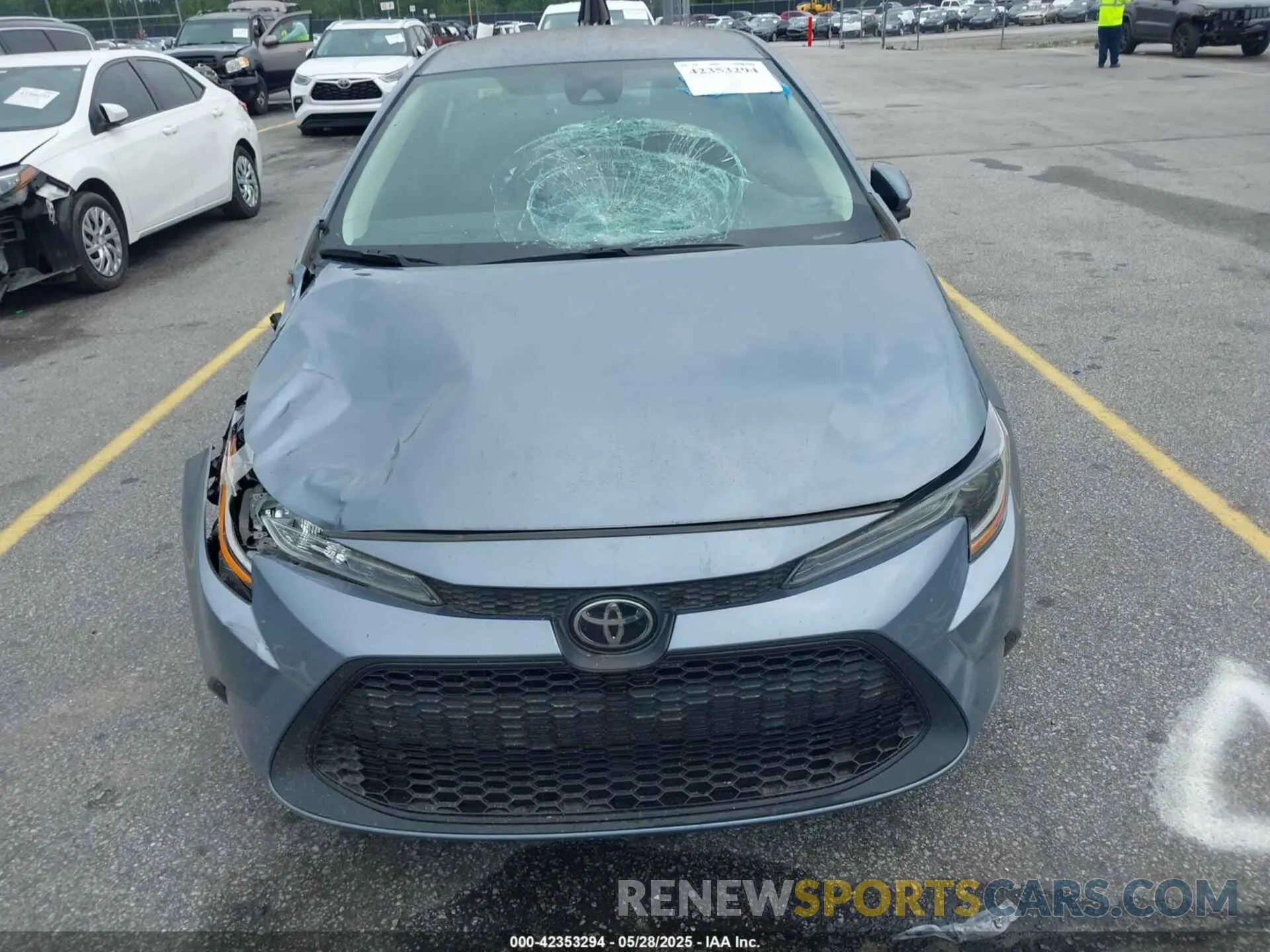 12 Photograph of a damaged car 5YFEPMAEXMP156903 TOYOTA COROLLA 2021