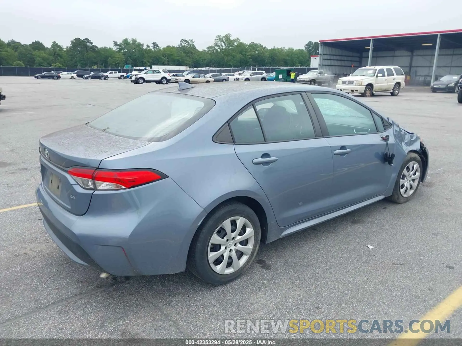 4 Photograph of a damaged car 5YFEPMAEXMP156903 TOYOTA COROLLA 2021