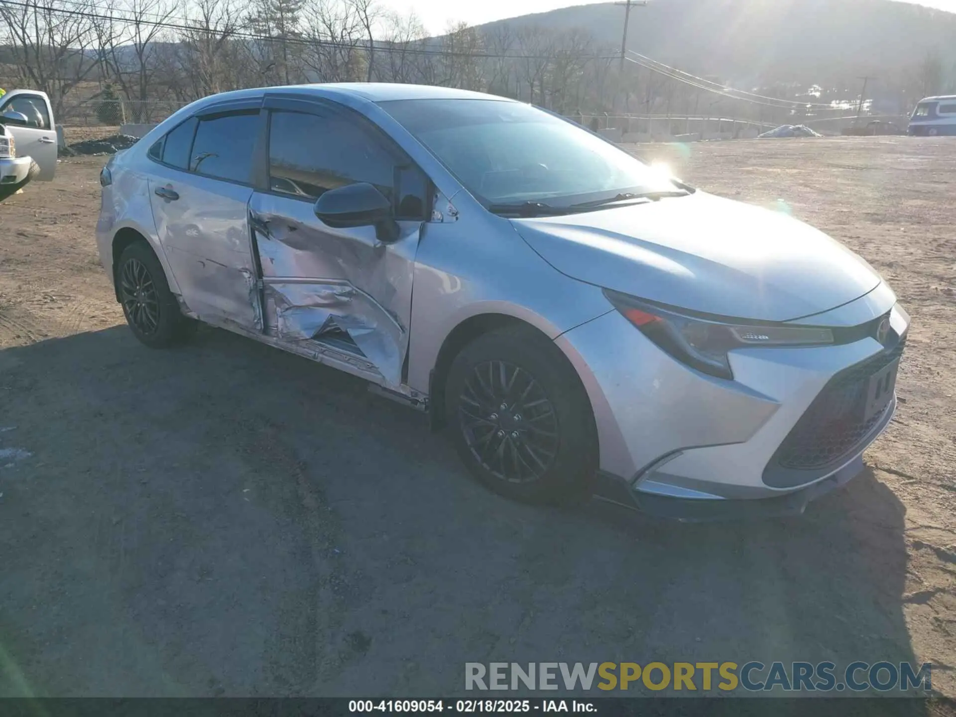 1 Photograph of a damaged car 5YFEPMAEXMP158330 TOYOTA COROLLA 2021