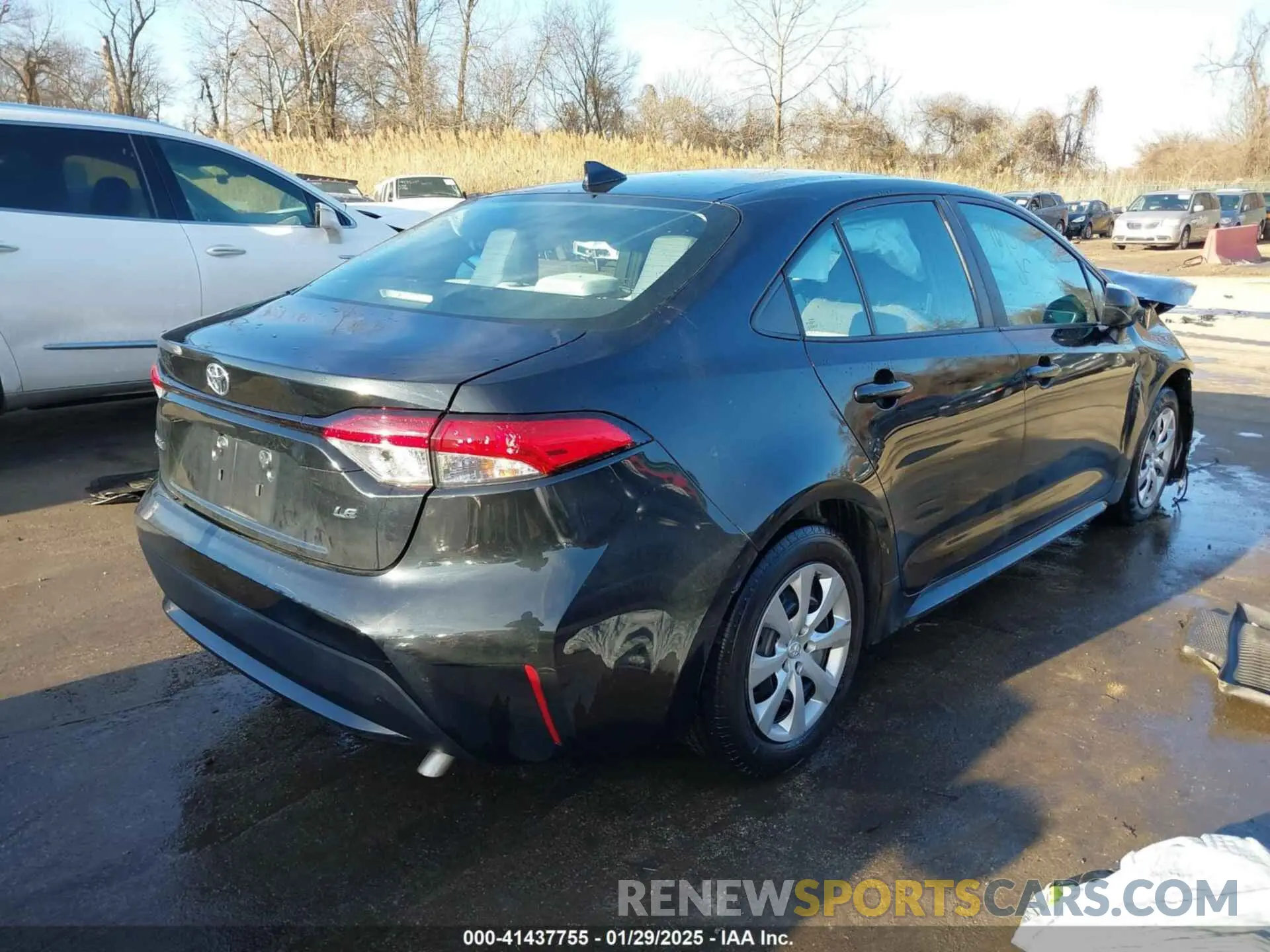 4 Photograph of a damaged car 5YFEPMAEXMP160398 TOYOTA COROLLA 2021