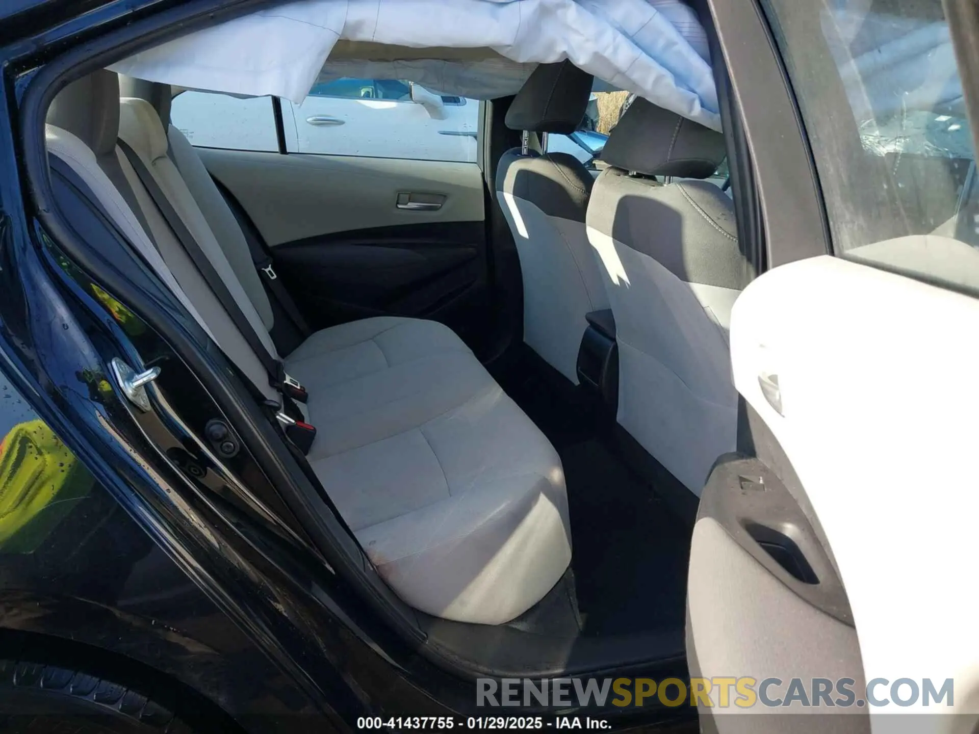 8 Photograph of a damaged car 5YFEPMAEXMP160398 TOYOTA COROLLA 2021