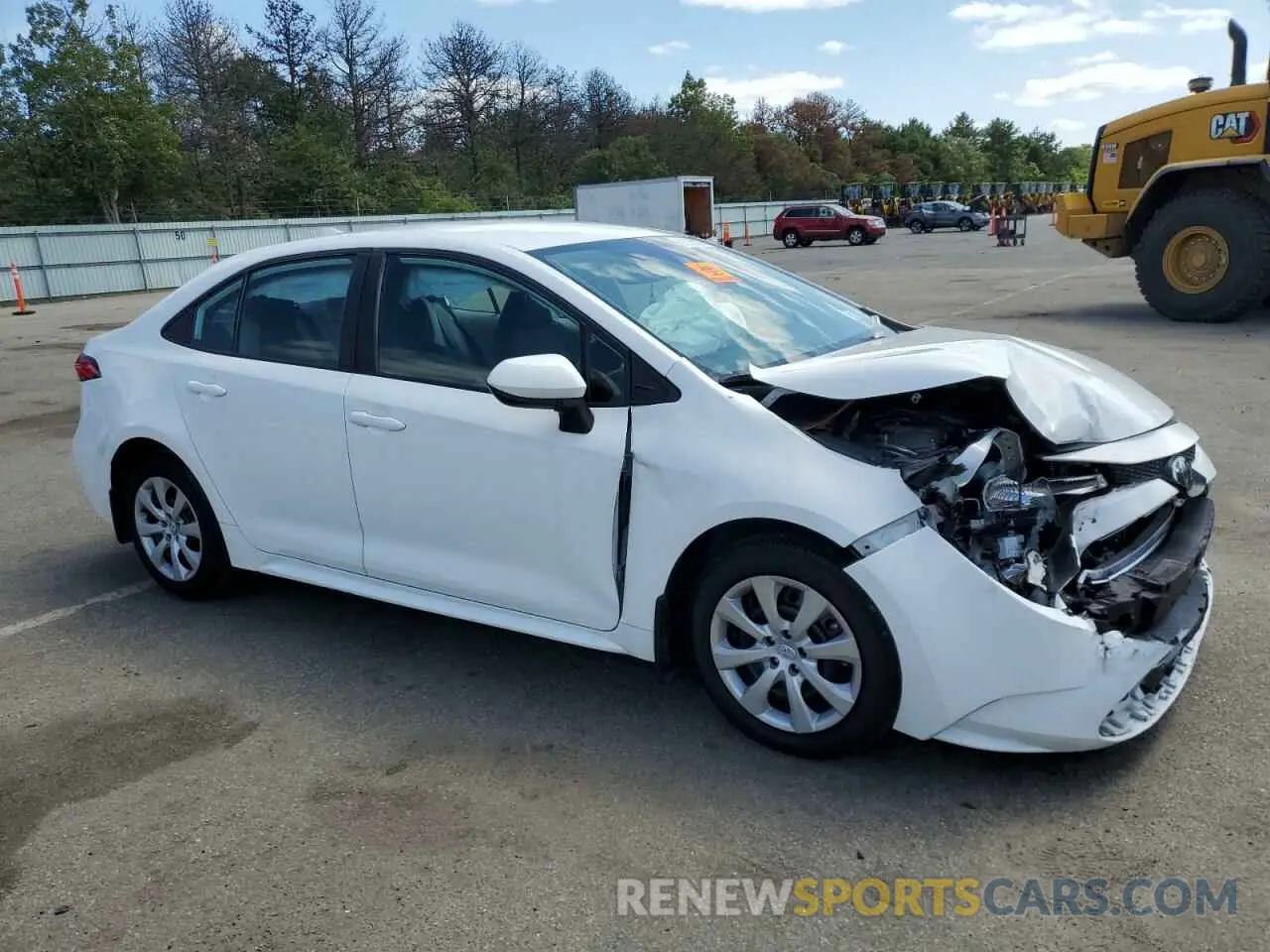 4 Photograph of a damaged car 5YFEPMAEXMP172924 TOYOTA COROLLA 2021