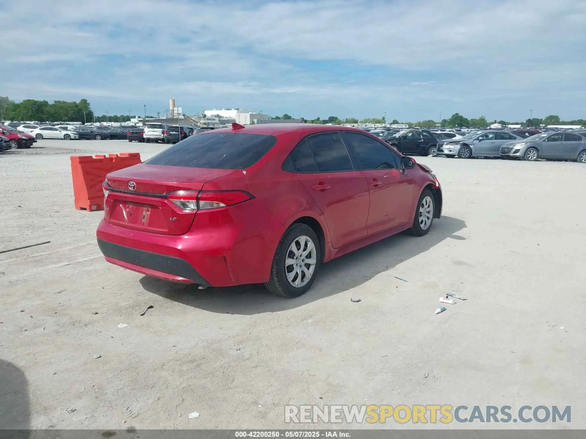4 Photograph of a damaged car 5YFEPMAEXMP180425 TOYOTA COROLLA 2021
