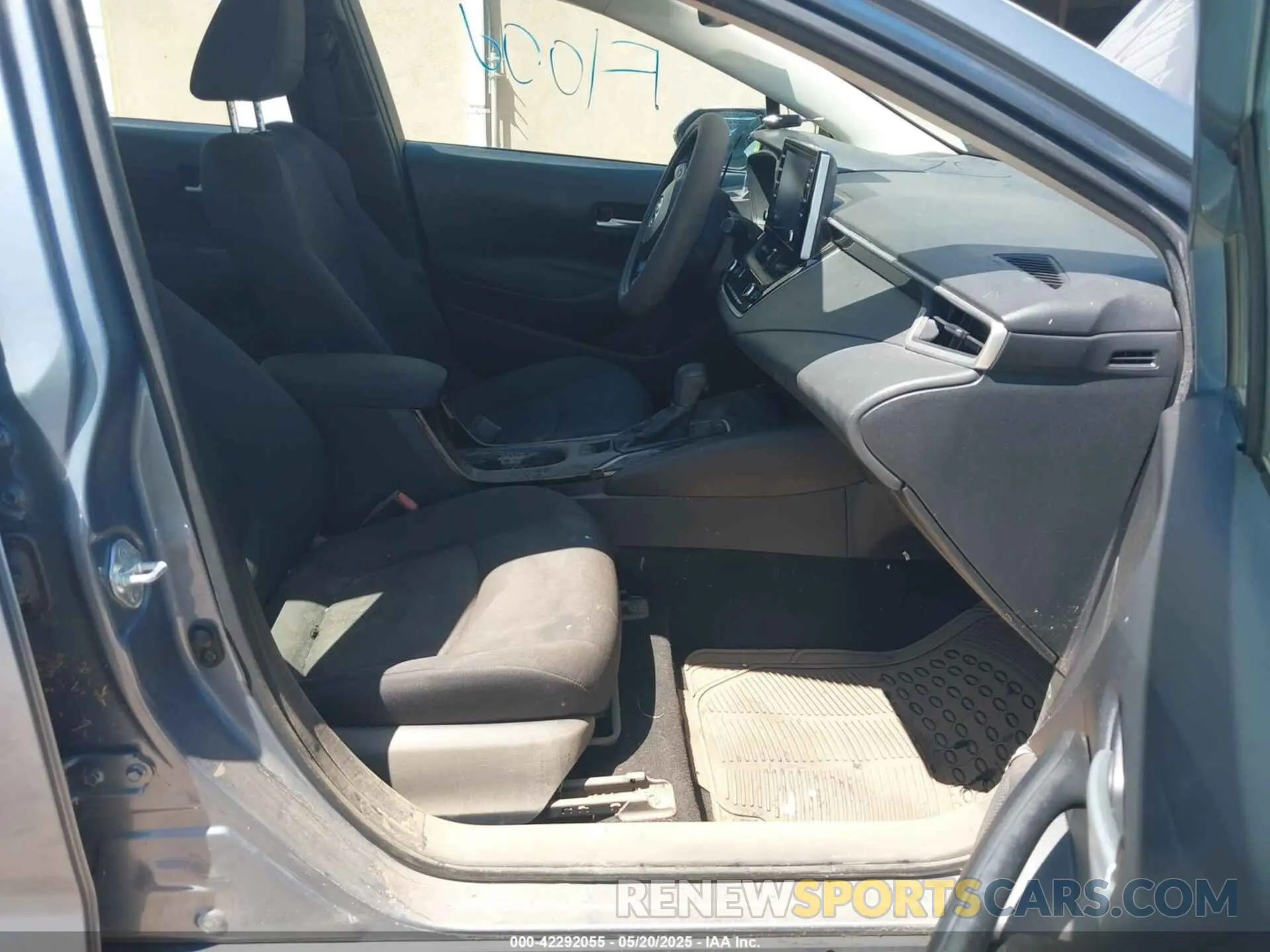5 Photograph of a damaged car 5YFEPMAEXMP185995 TOYOTA COROLLA 2021