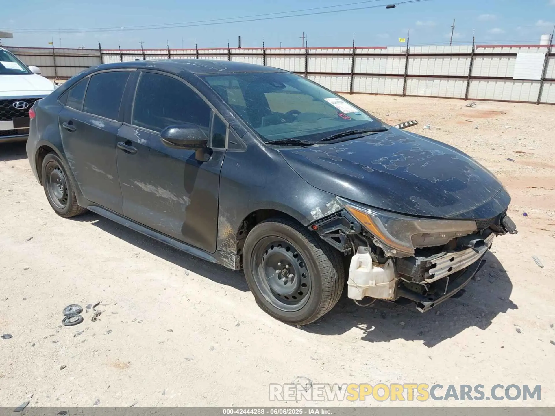 1 Photograph of a damaged car 5YFEPMAEXMP195040 TOYOTA COROLLA 2021