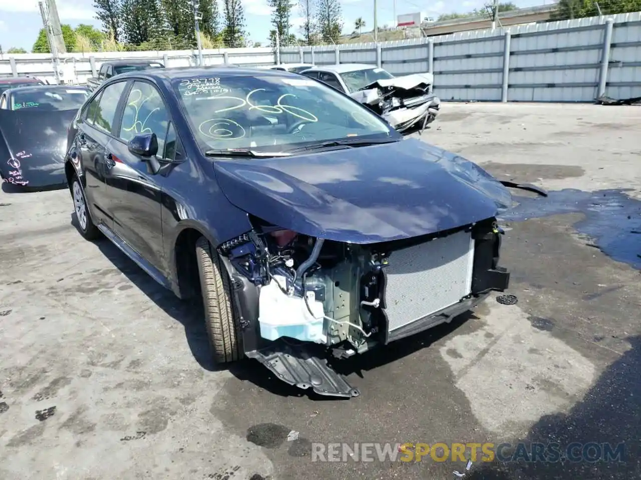 1 Photograph of a damaged car 5YFEPMAEXMP196740 TOYOTA COROLLA 2021