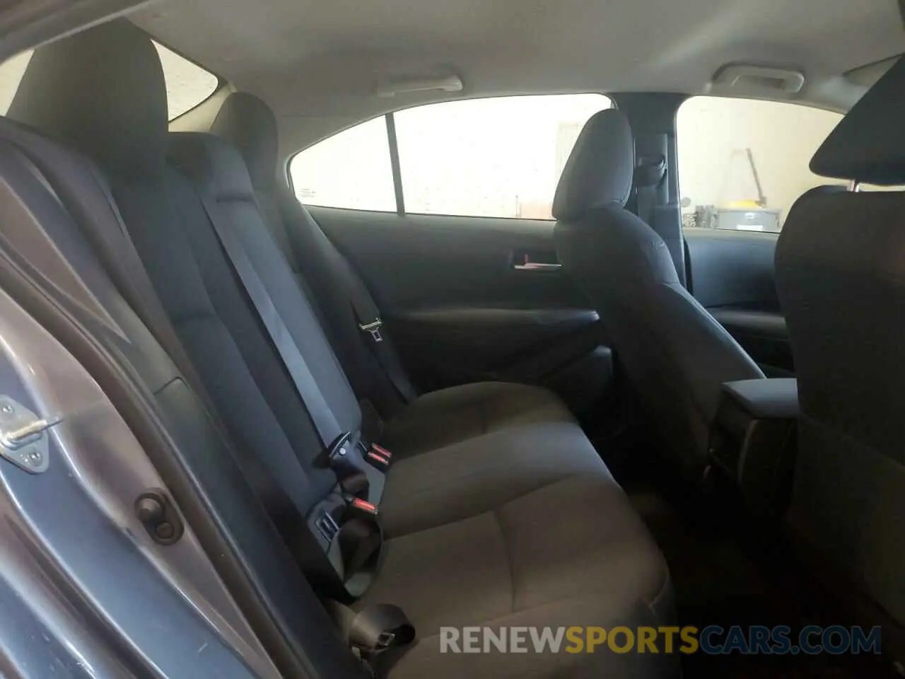 10 Photograph of a damaged car 5YFEPMAEXMP207042 TOYOTA COROLLA 2021
