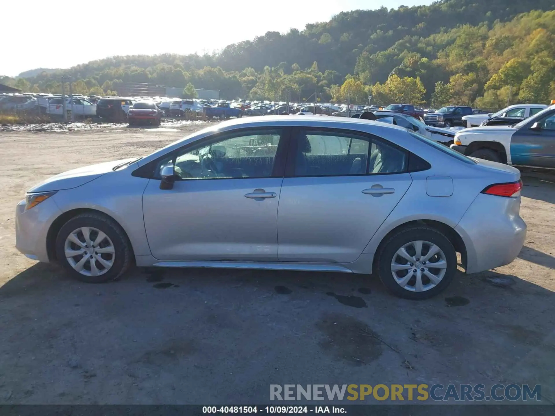 14 Photograph of a damaged car 5YFEPMAEXMP212743 TOYOTA COROLLA 2021