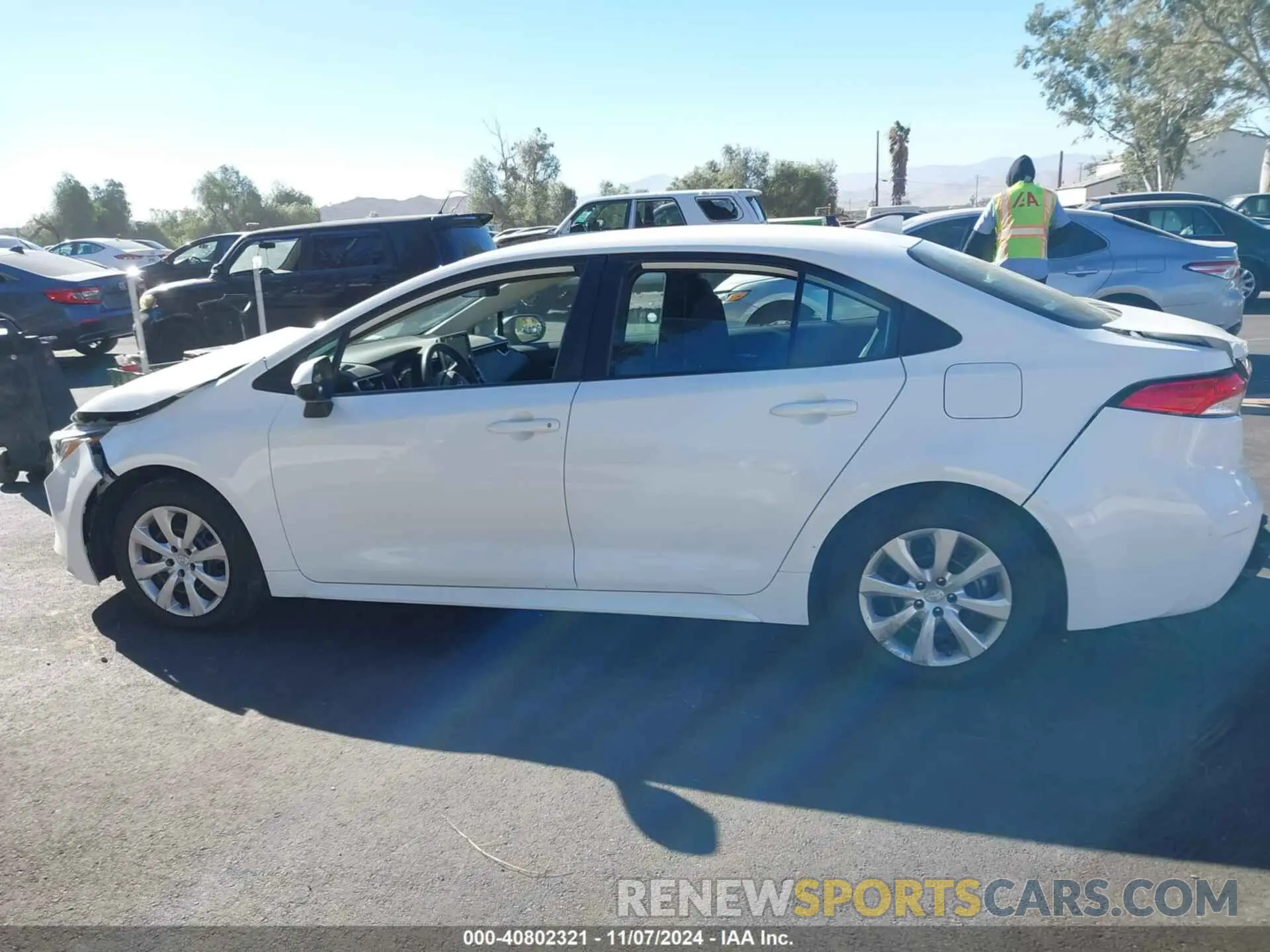 14 Photograph of a damaged car 5YFEPMAEXMP217327 TOYOTA COROLLA 2021