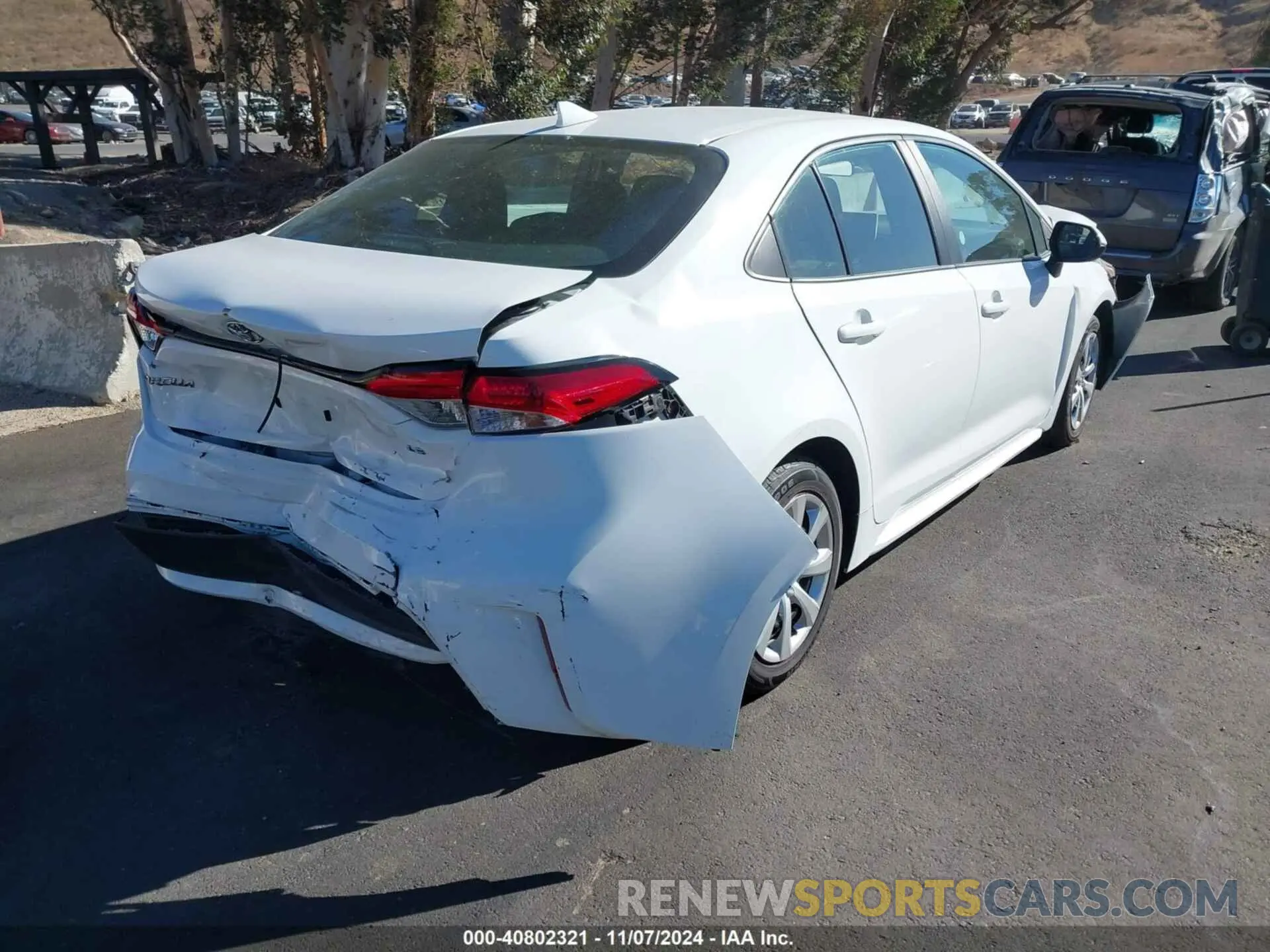 4 Photograph of a damaged car 5YFEPMAEXMP217327 TOYOTA COROLLA 2021