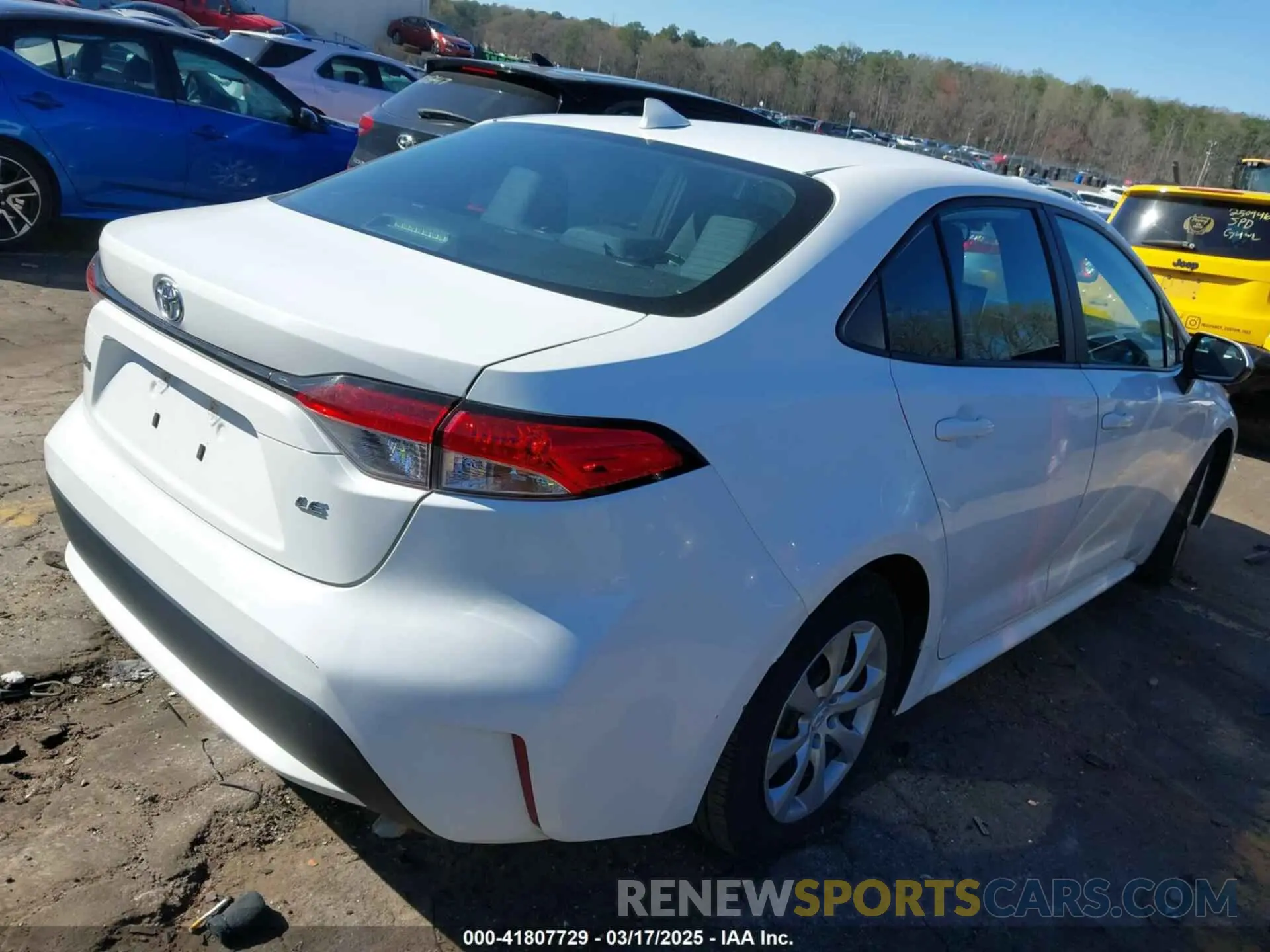 4 Photograph of a damaged car 5YFEPMAEXMP218008 TOYOTA COROLLA 2021
