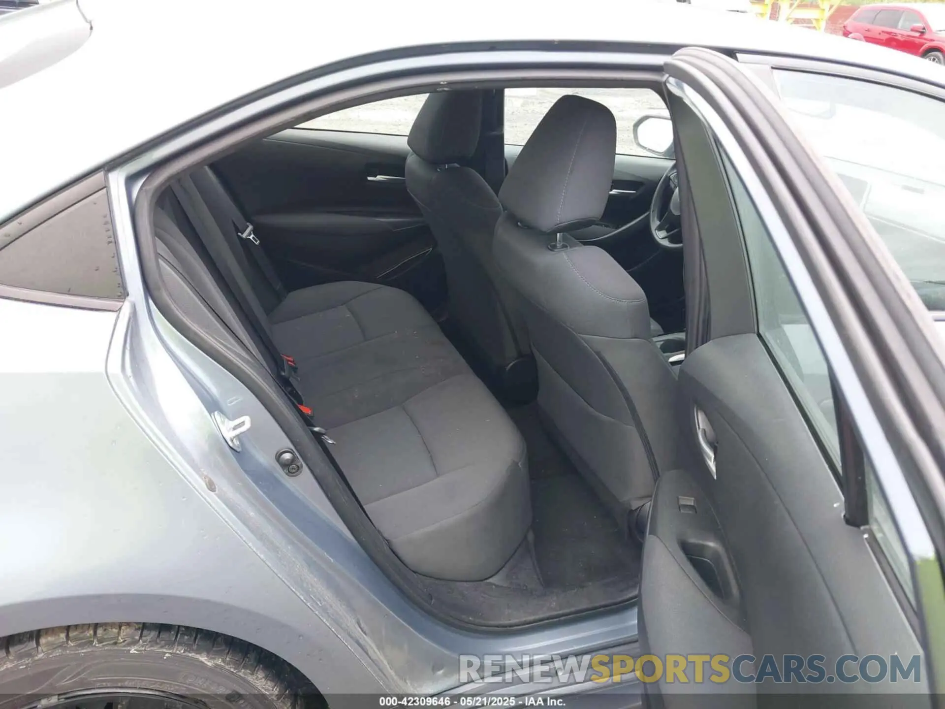 8 Photograph of a damaged car 5YFEPMAEXMP221930 TOYOTA COROLLA 2021
