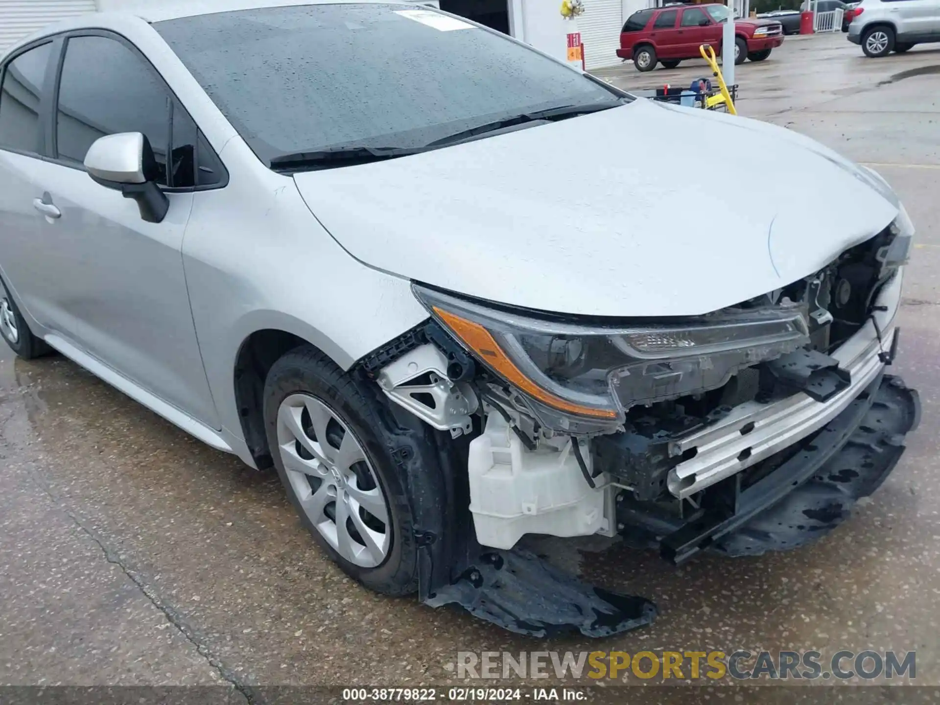 18 Photograph of a damaged car 5YFEPMAEXMP235438 TOYOTA COROLLA 2021