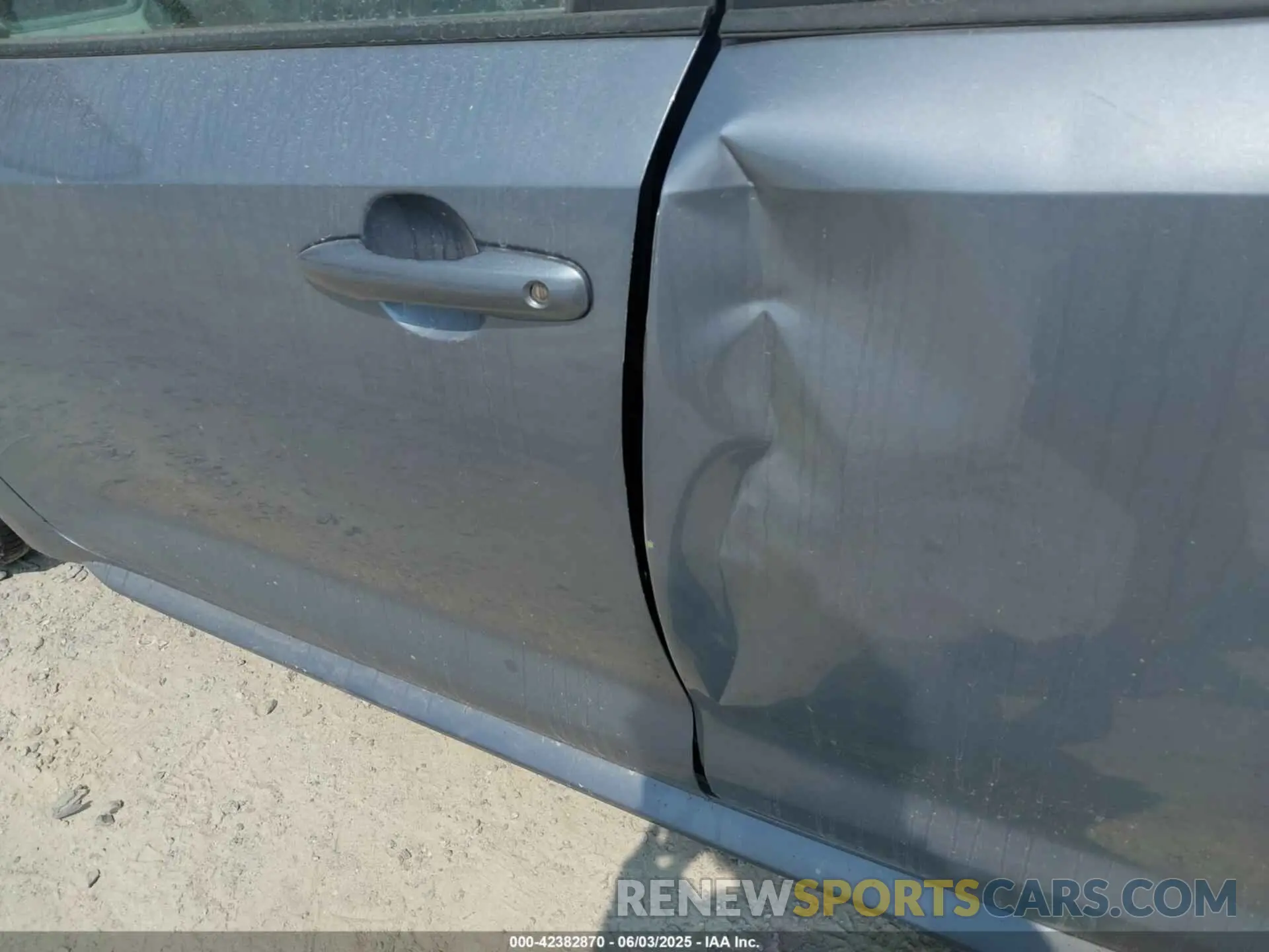 18 Photograph of a damaged car 5YFEPMAEXMP243507 TOYOTA COROLLA 2021