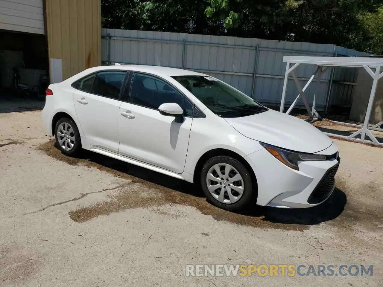 4 Photograph of a damaged car 5YFEPMAEXMP244592 TOYOTA COROLLA 2021