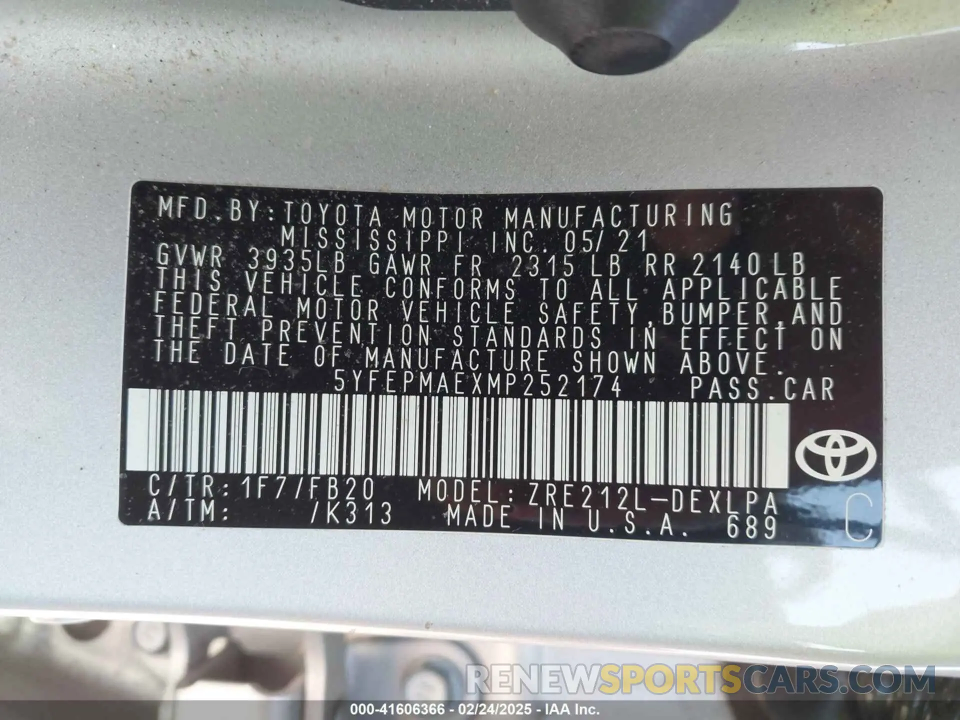 9 Photograph of a damaged car 5YFEPMAEXMP252174 TOYOTA COROLLA 2021