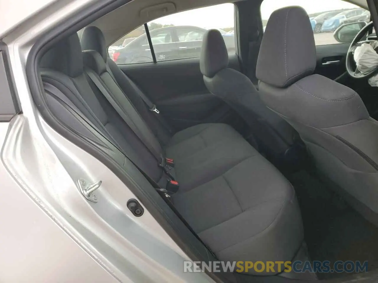 10 Photograph of a damaged car 5YFEPMAEXMP254572 TOYOTA COROLLA 2021