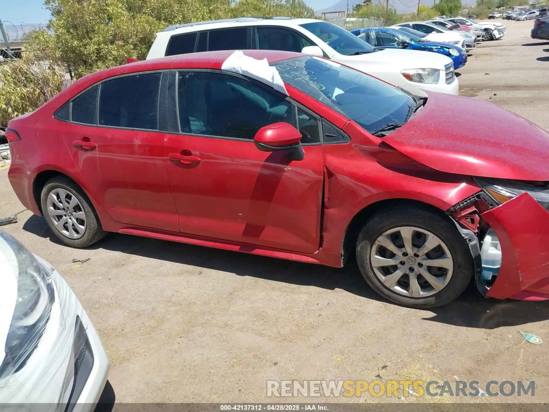 12 Photograph of a damaged car 5YFEPMAEXMP256242 TOYOTA COROLLA 2021