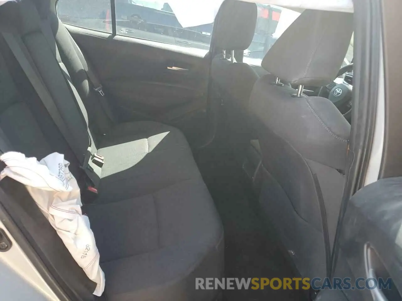 10 Photograph of a damaged car 5YFEPMAEXMP257665 TOYOTA COROLLA 2021