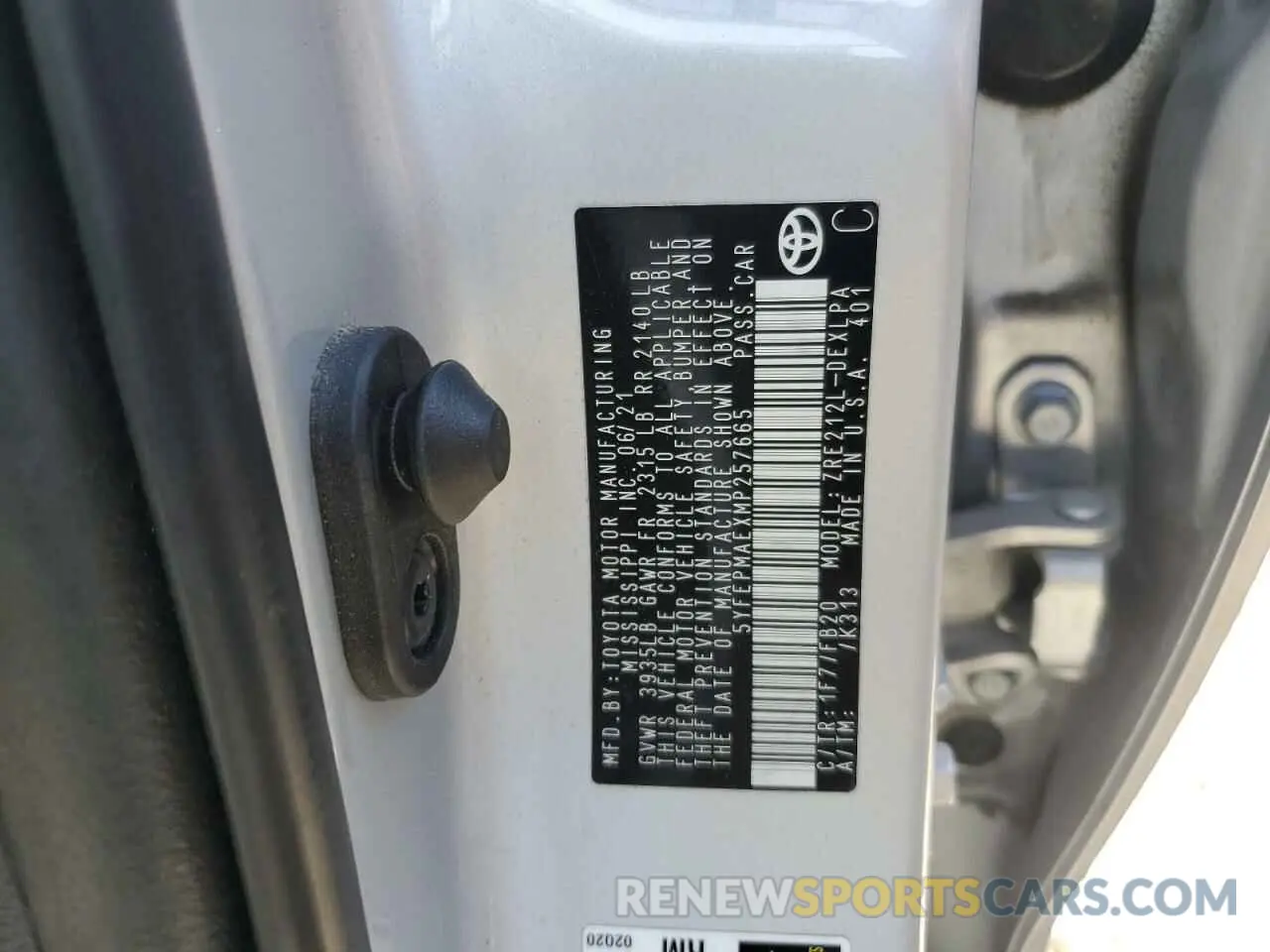 12 Photograph of a damaged car 5YFEPMAEXMP257665 TOYOTA COROLLA 2021
