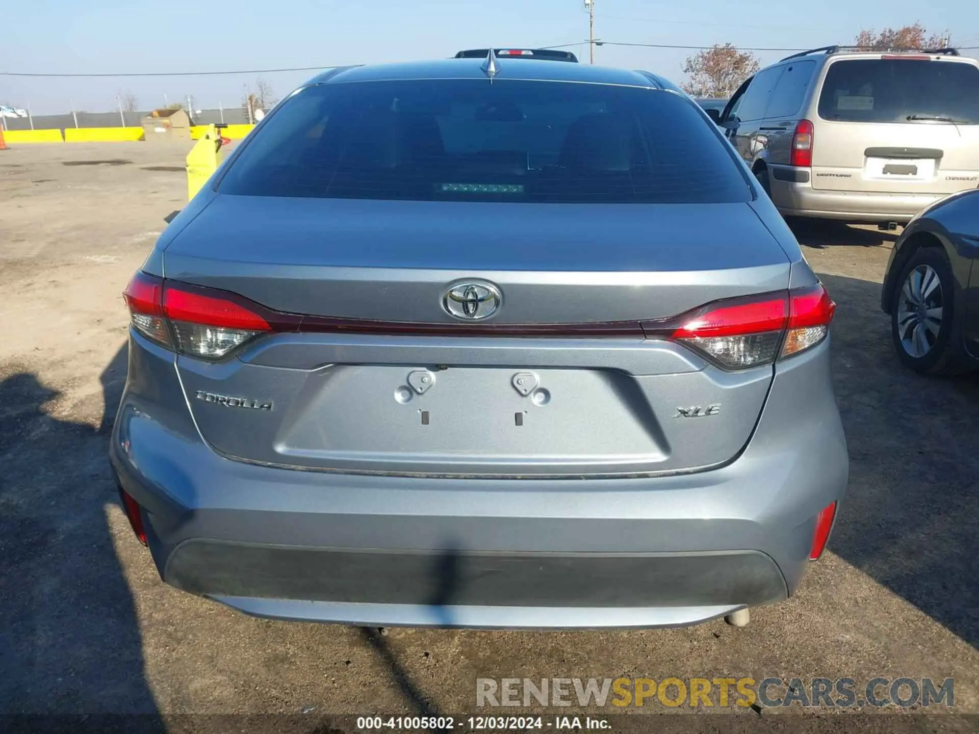 16 Photograph of a damaged car 5YFFPMAE4MP270061 TOYOTA COROLLA 2021