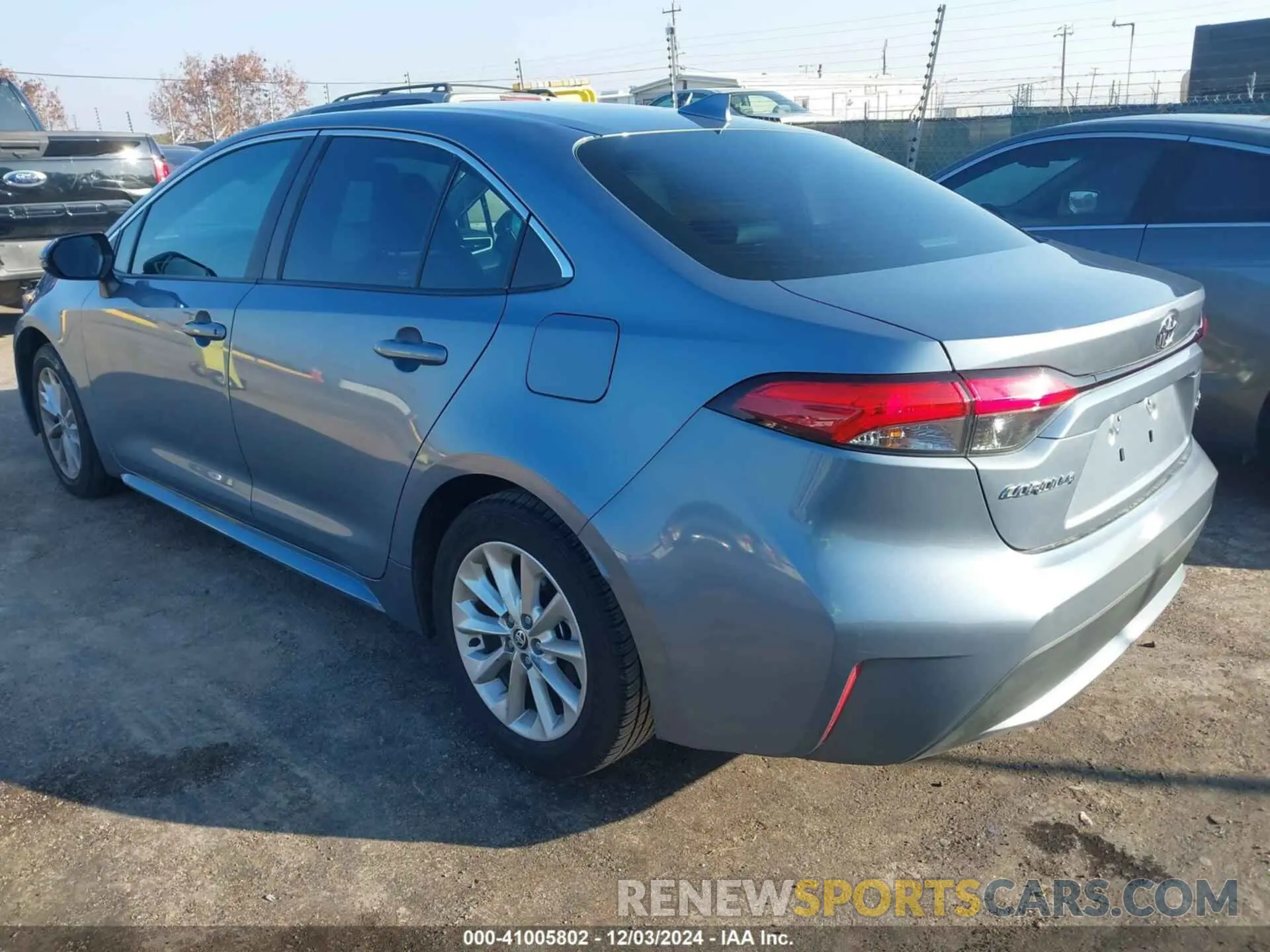 3 Photograph of a damaged car 5YFFPMAE4MP270061 TOYOTA COROLLA 2021