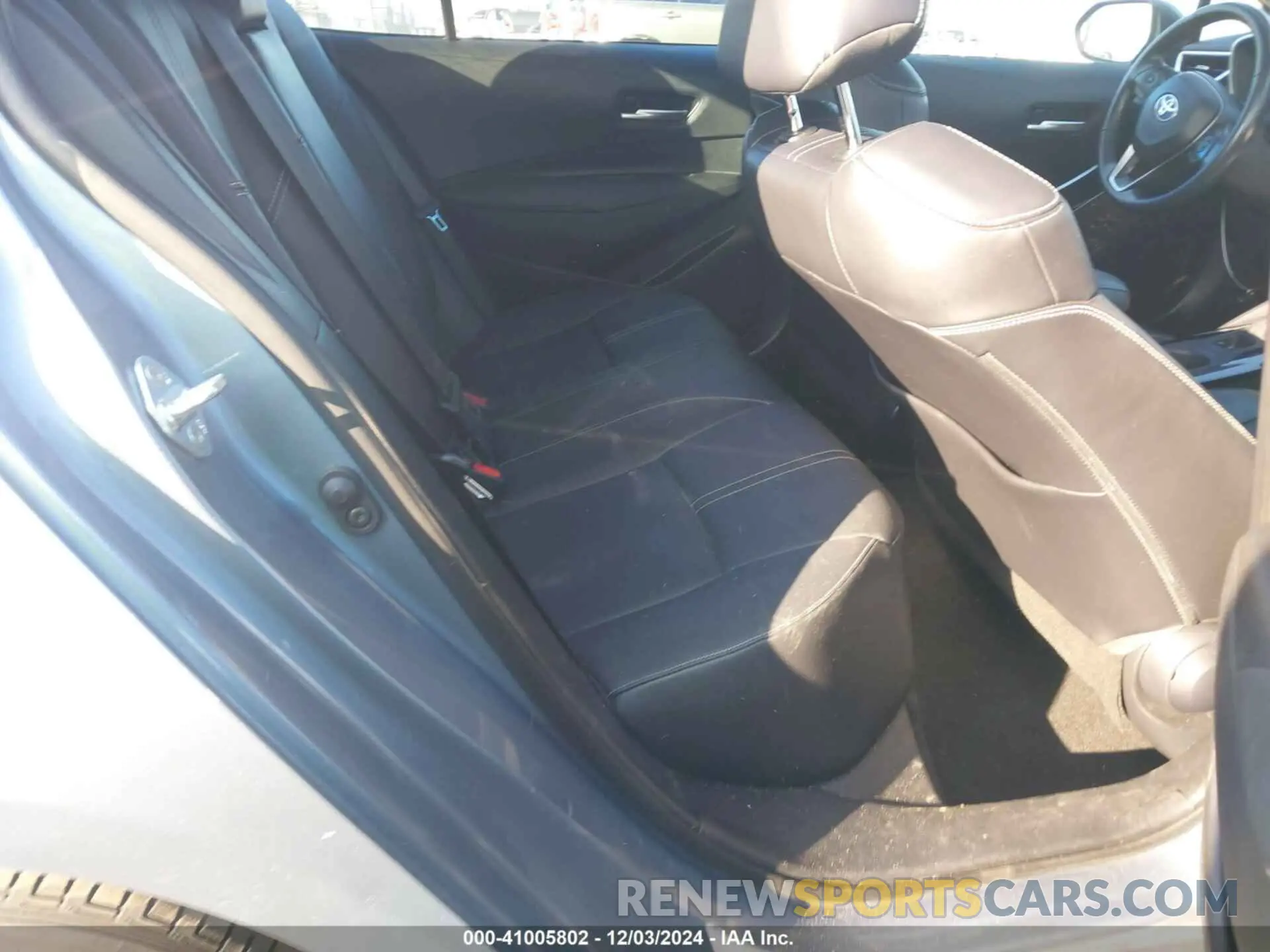 8 Photograph of a damaged car 5YFFPMAE4MP270061 TOYOTA COROLLA 2021