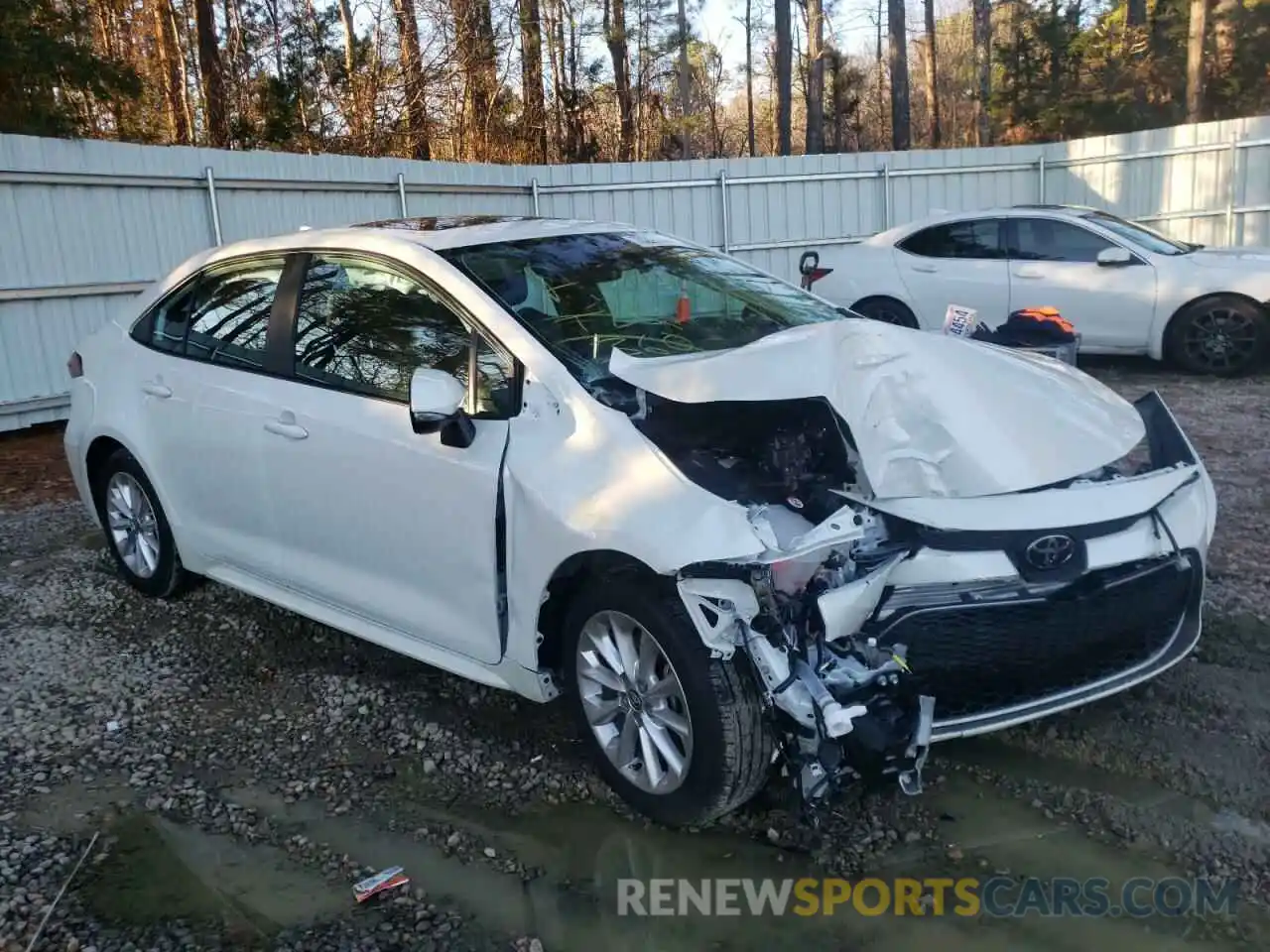 1 Photograph of a damaged car 5YFFPMAE5MP264348 TOYOTA COROLLA 2021