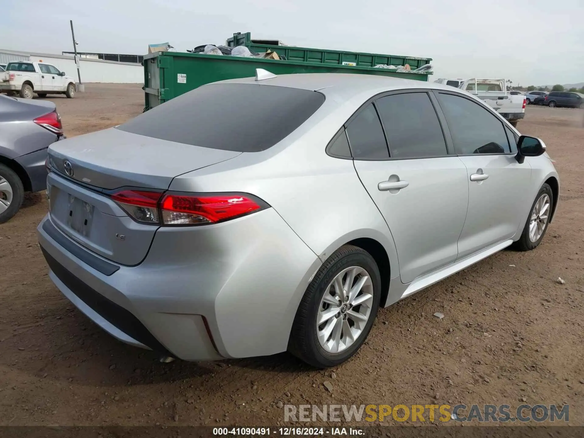 4 Photograph of a damaged car 5YFHPMAE7MP211224 TOYOTA COROLLA 2021