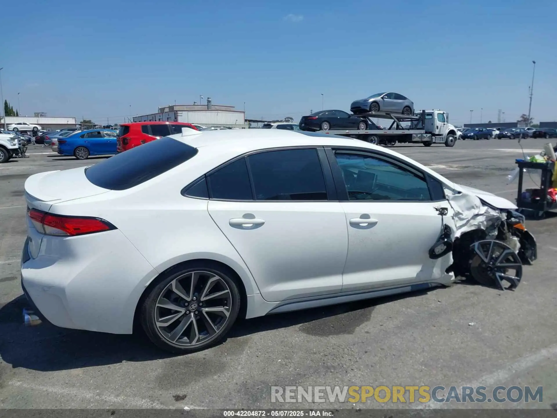 12 Photograph of a damaged car 5YFM4MCEXMP085980 TOYOTA COROLLA 2021