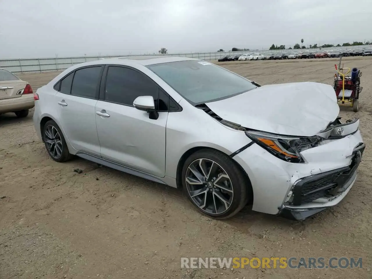 4 Photograph of a damaged car 5YFP4MCE1MP083905 TOYOTA COROLLA 2021