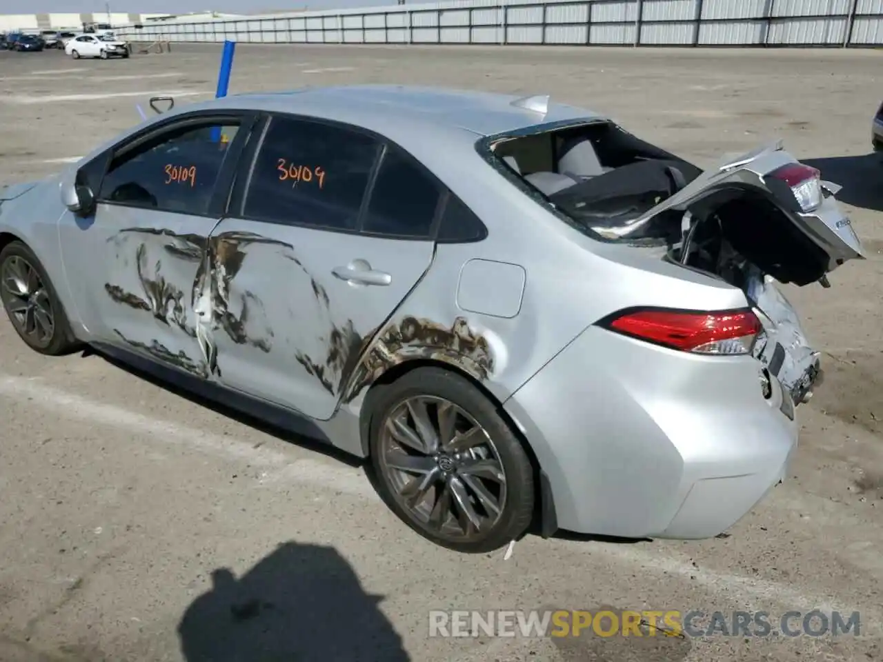 9 Photograph of a damaged car 5YFP4MCE5MP060983 TOYOTA COROLLA 2021