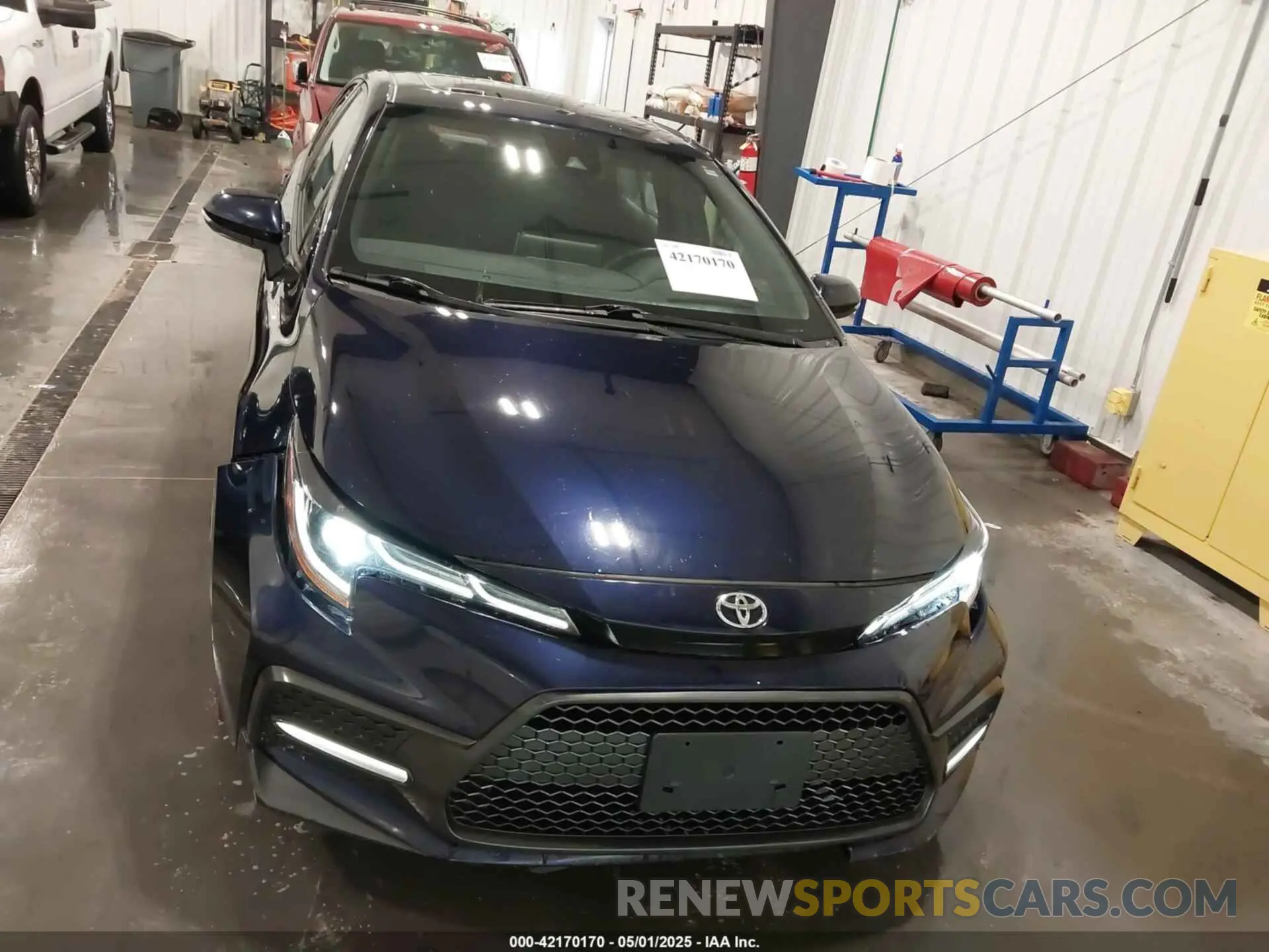 12 Photograph of a damaged car 5YFP4MCEXMP061028 TOYOTA COROLLA 2021