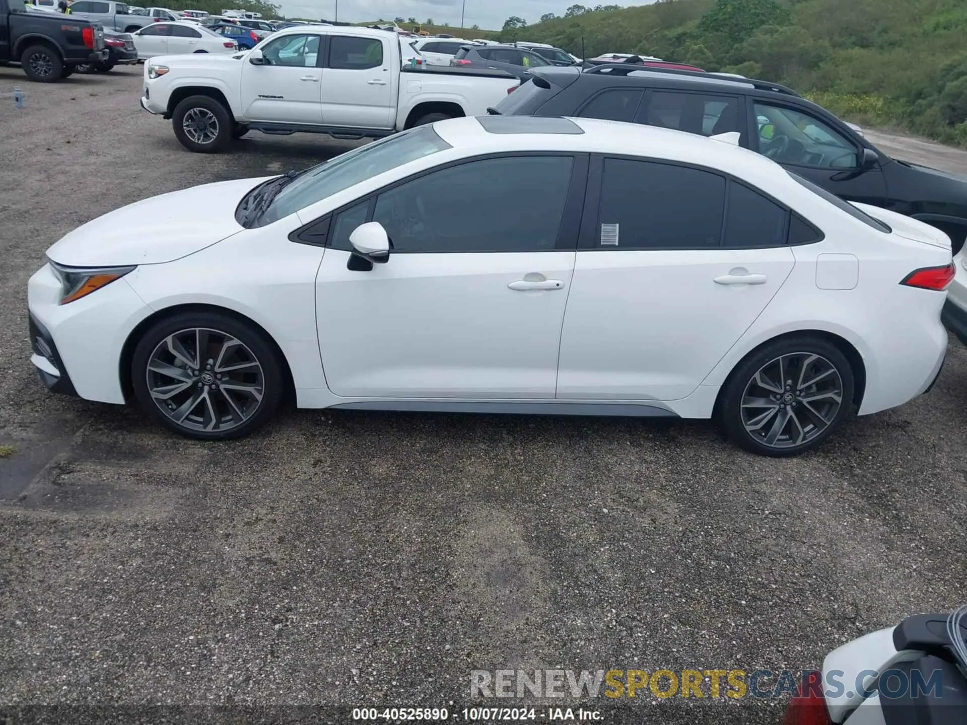 14 Photograph of a damaged car 5YFP4MCEXMP086026 TOYOTA COROLLA 2021