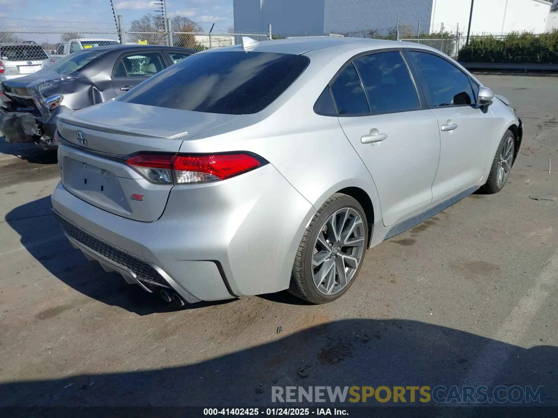 4 Photograph of a damaged car 5YFP4MCEXMP089119 TOYOTA COROLLA 2021