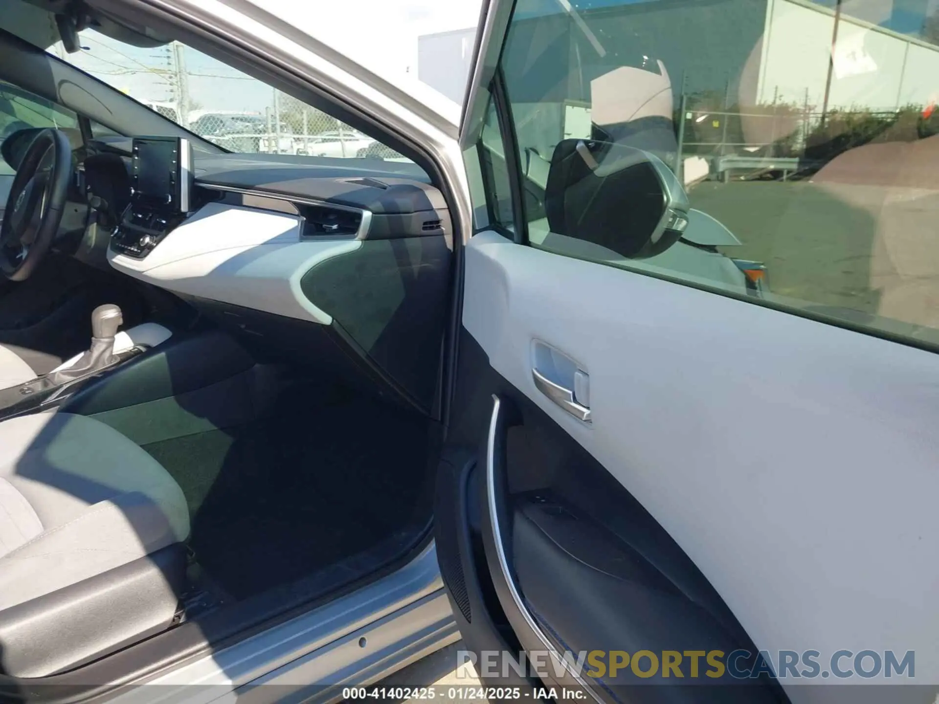 5 Photograph of a damaged car 5YFP4MCEXMP089119 TOYOTA COROLLA 2021