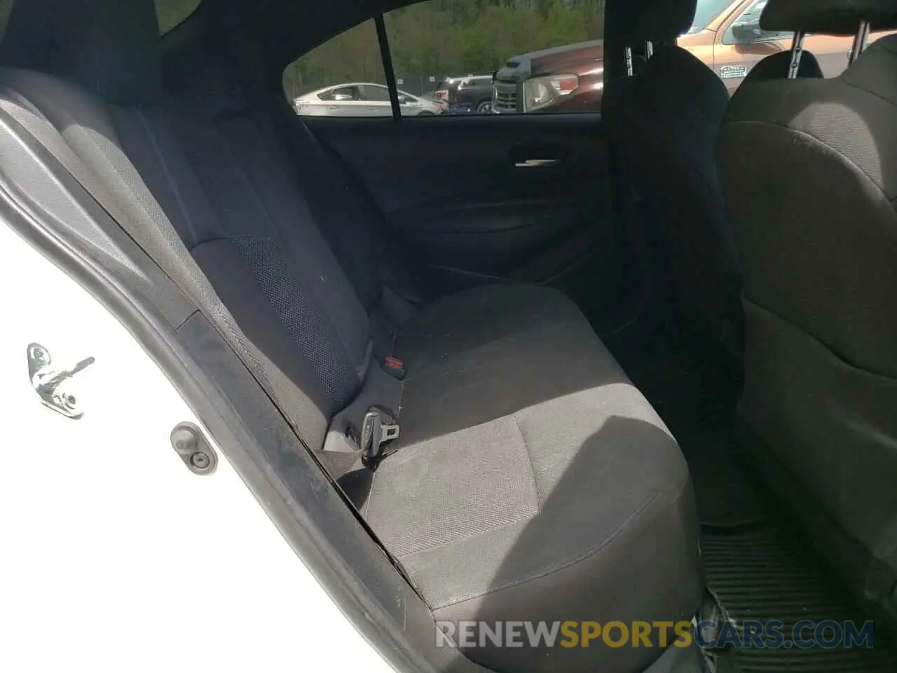 10 Photograph of a damaged car 5YFS4MCE1MP061381 TOYOTA COROLLA 2021