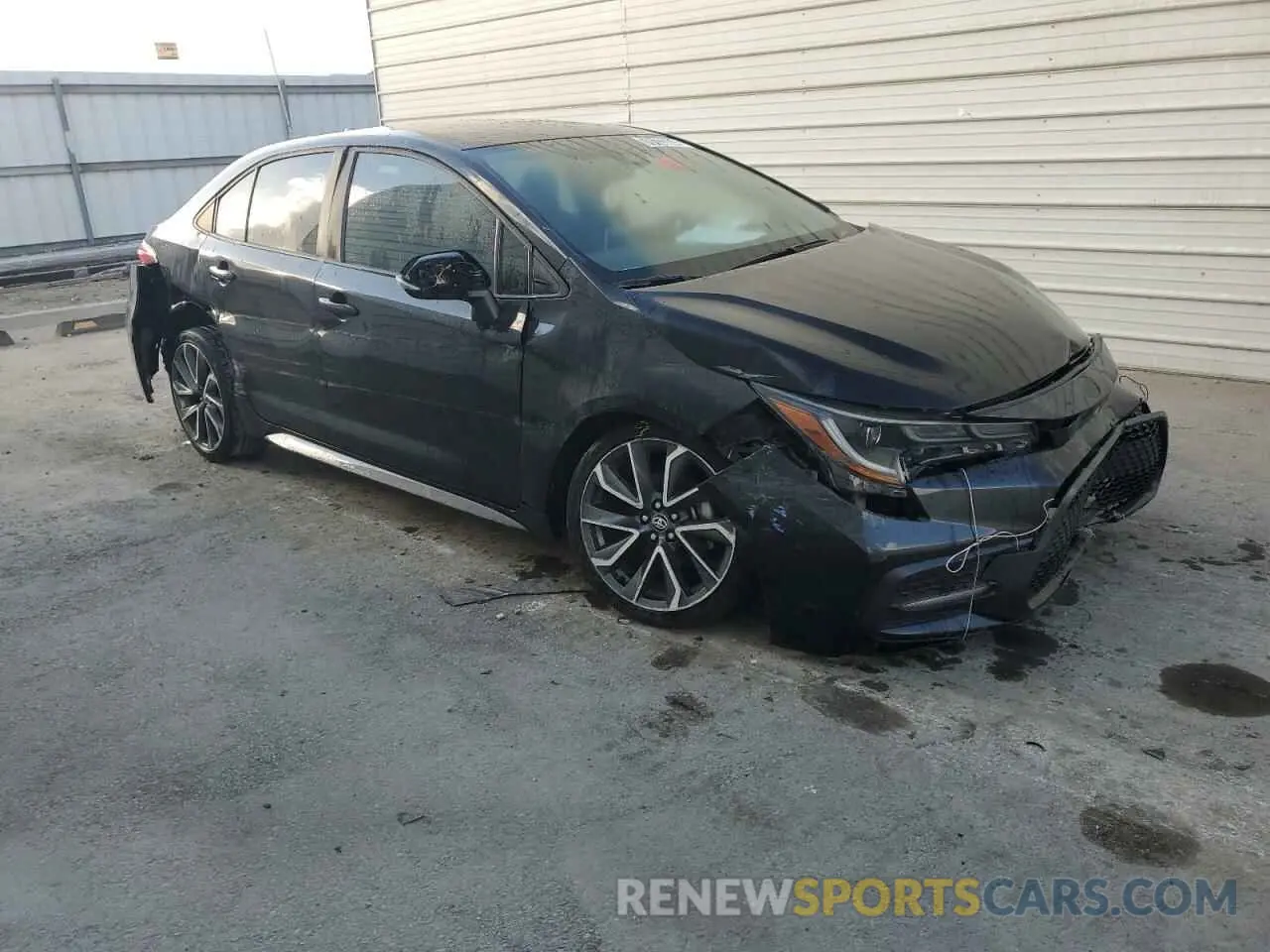 4 Photograph of a damaged car 5YFS4MCE1MP064734 TOYOTA COROLLA 2021