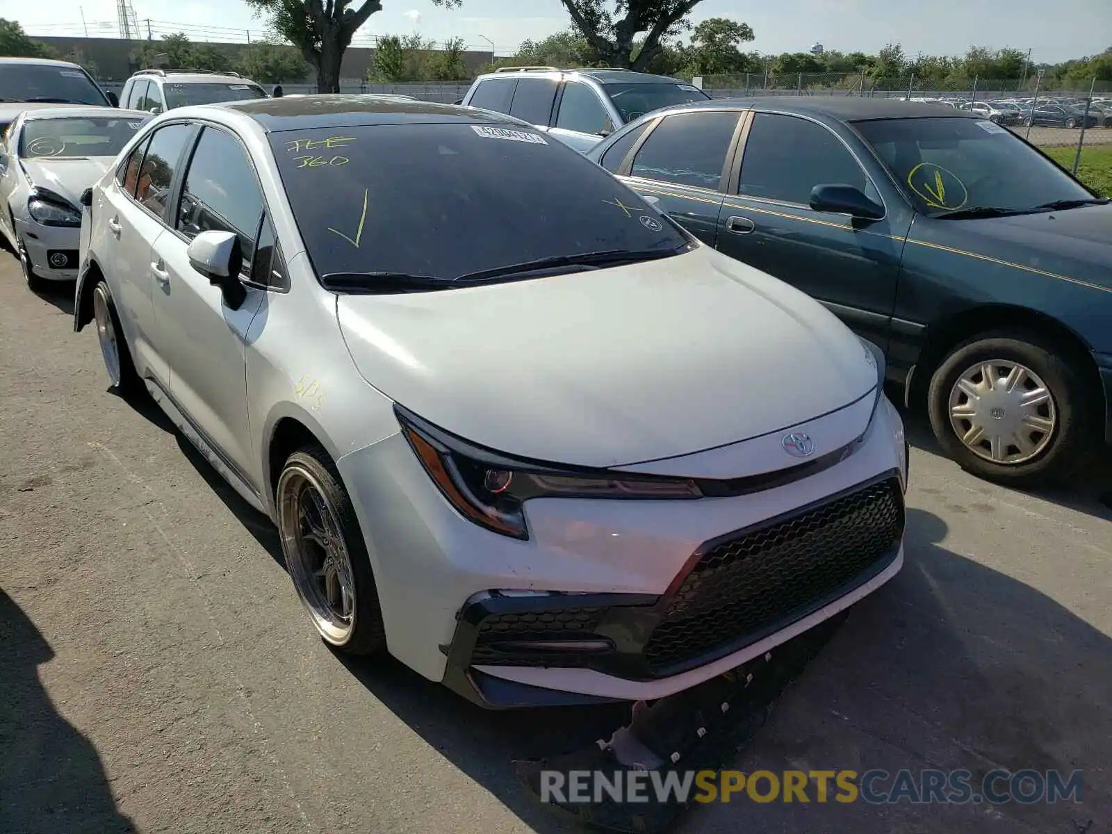 1 Photograph of a damaged car 5YFS4MCE1MP067813 TOYOTA COROLLA 2021