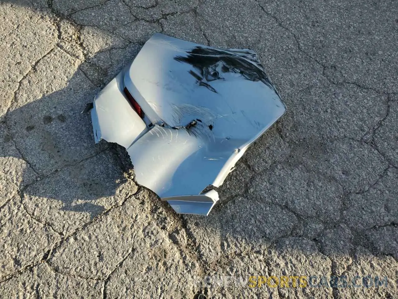 12 Photograph of a damaged car 5YFS4MCE1MP068928 TOYOTA COROLLA 2021