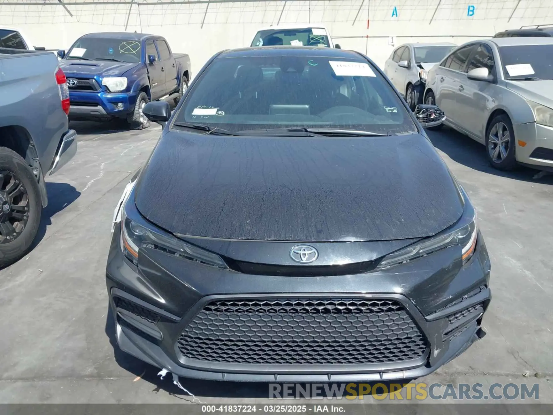 13 Photograph of a damaged car 5YFS4MCE1MP069917 TOYOTA COROLLA 2021