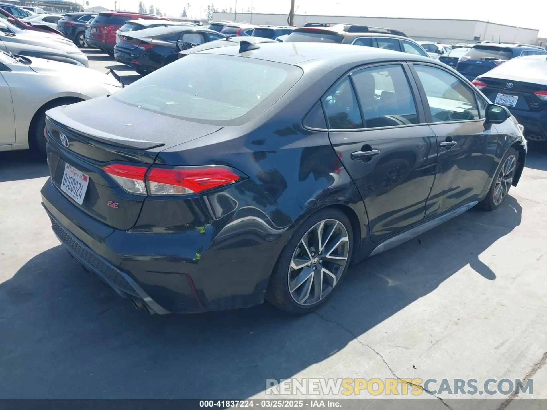 4 Photograph of a damaged car 5YFS4MCE1MP069917 TOYOTA COROLLA 2021